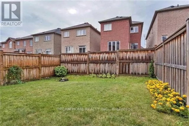 30 WHITE BEACH CRESCENT