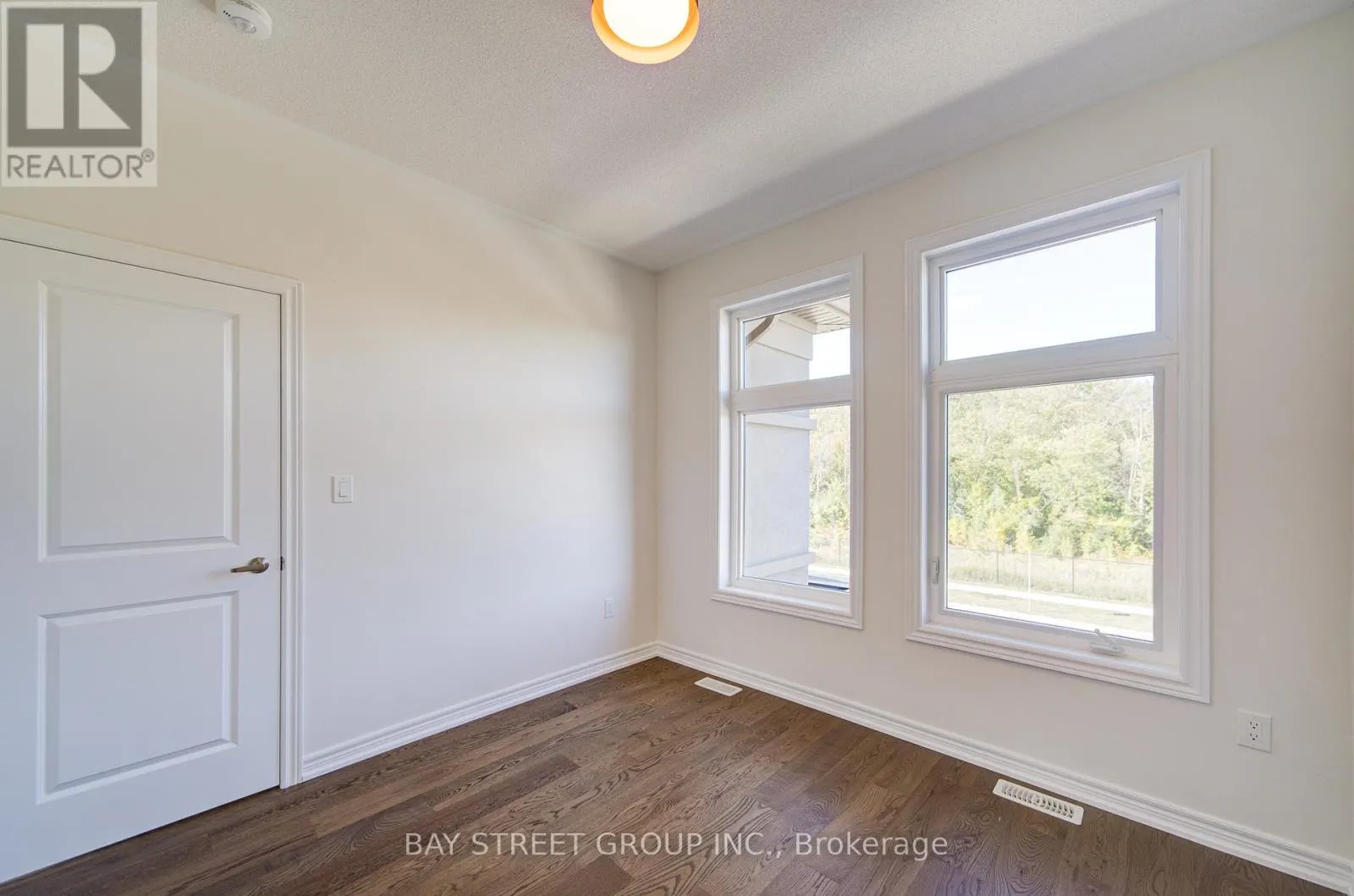 87 MCCAGUE AVENUE