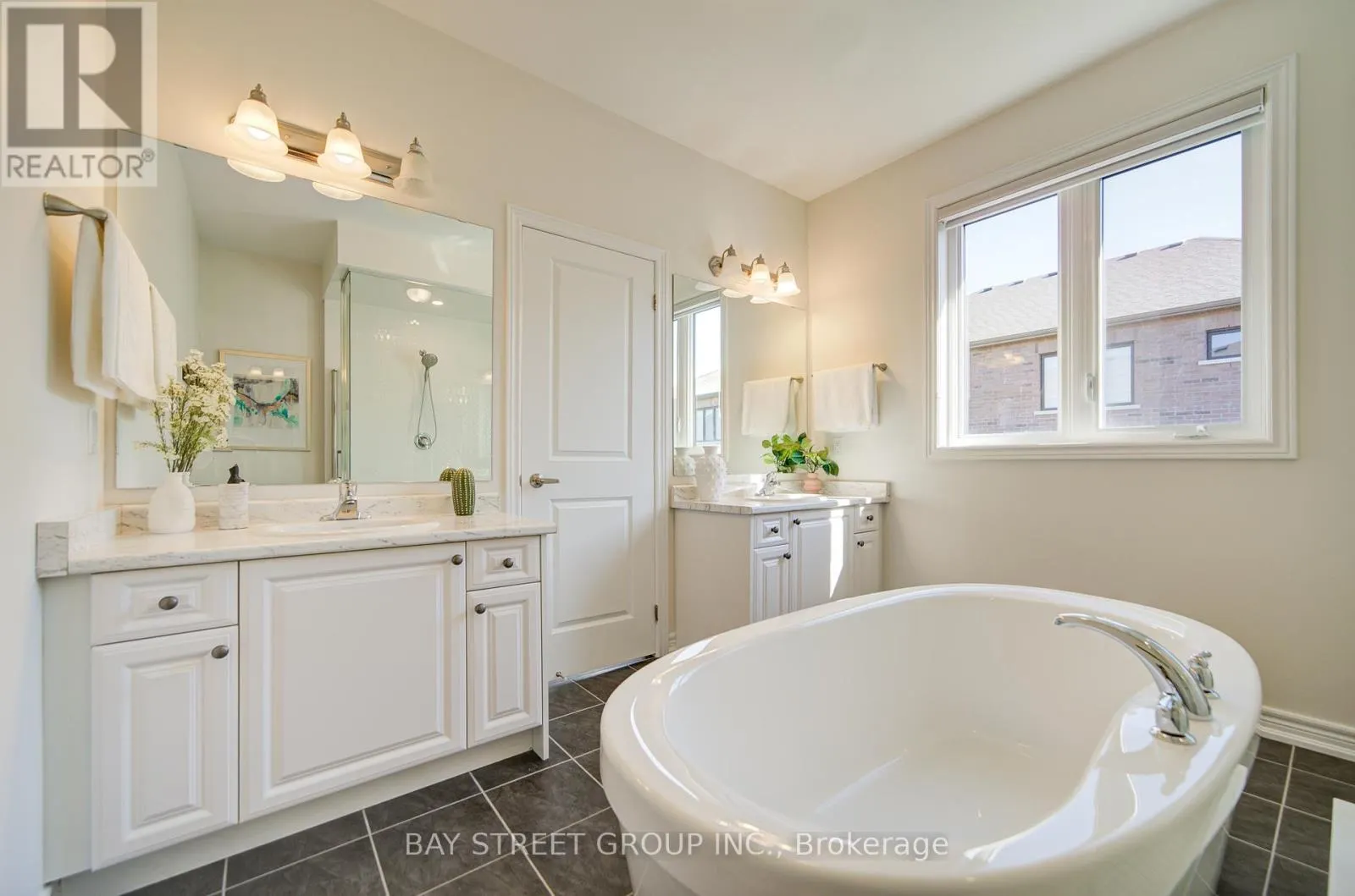 87 MCCAGUE AVENUE
