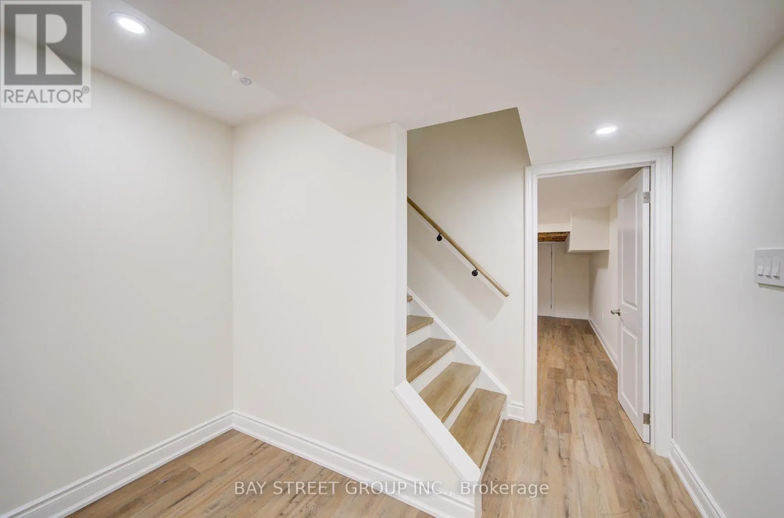 87 MCCAGUE AVENUE