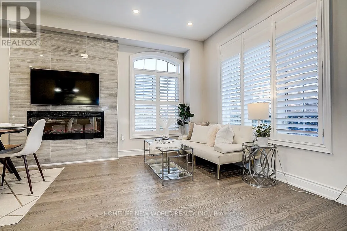 107 BEECHBOROUGH CRESCENT