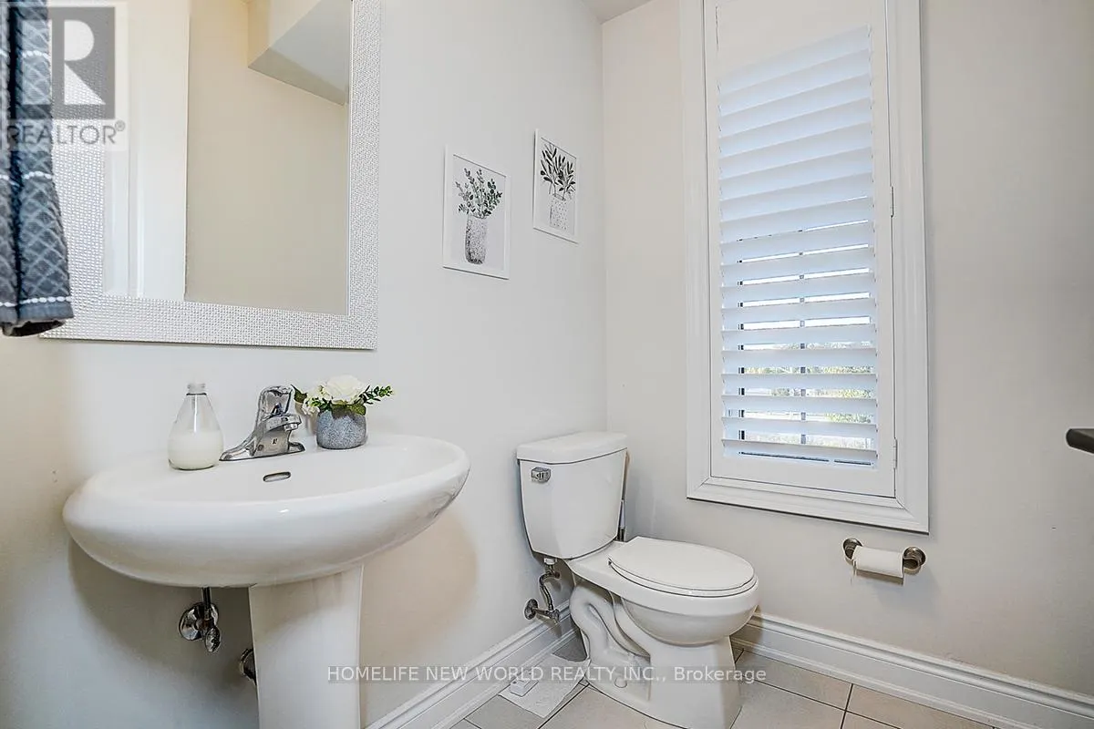 107 BEECHBOROUGH CRESCENT