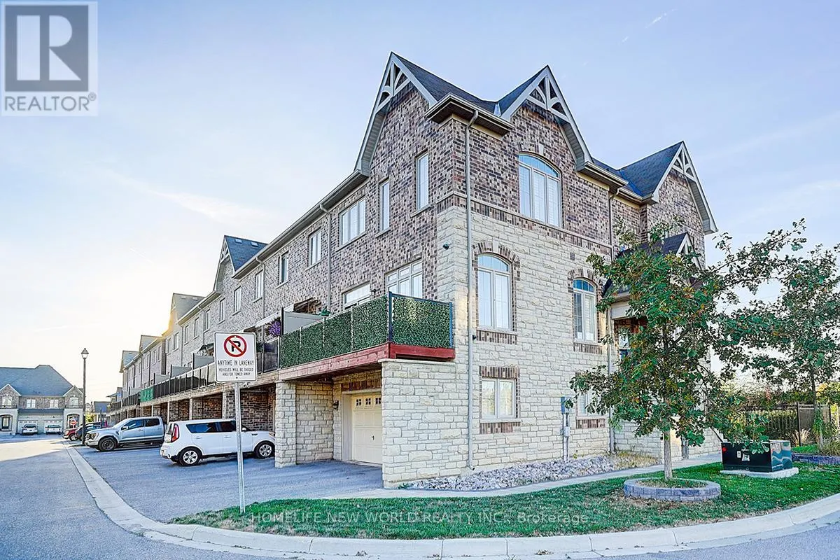 107 BEECHBOROUGH CRESCENT