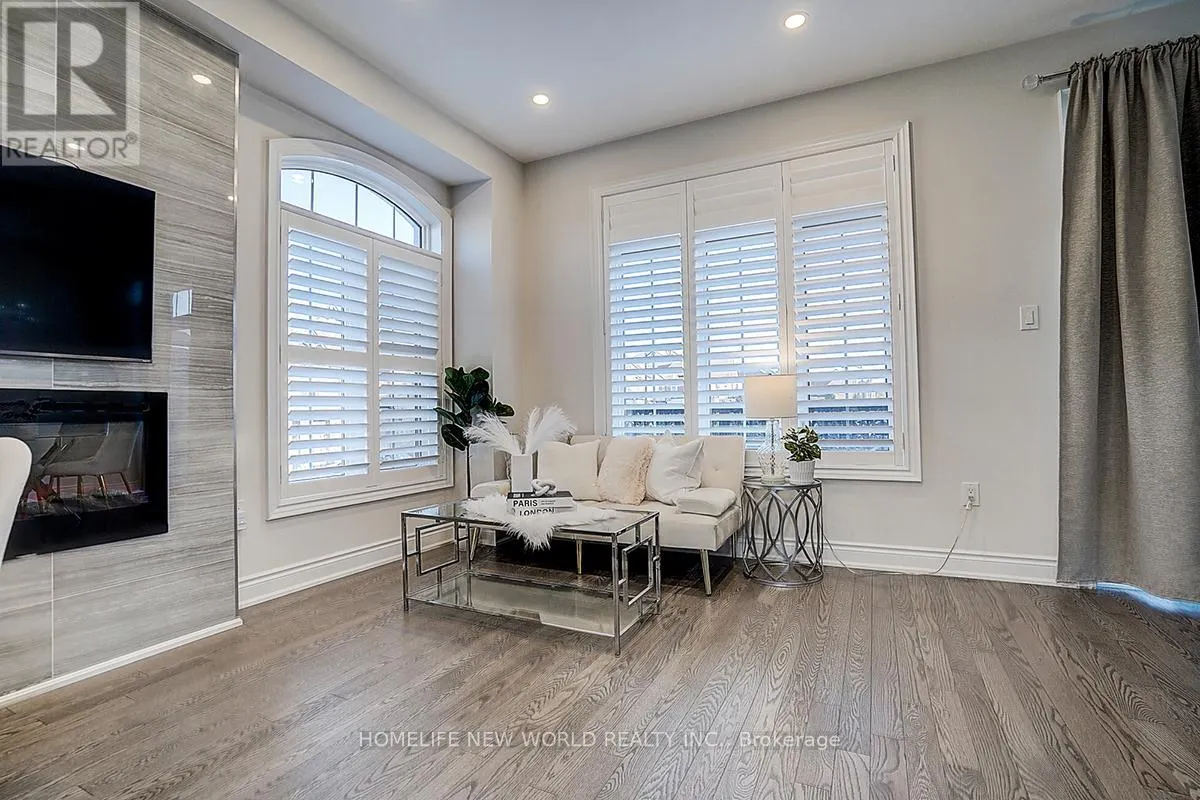 107 BEECHBOROUGH CRESCENT