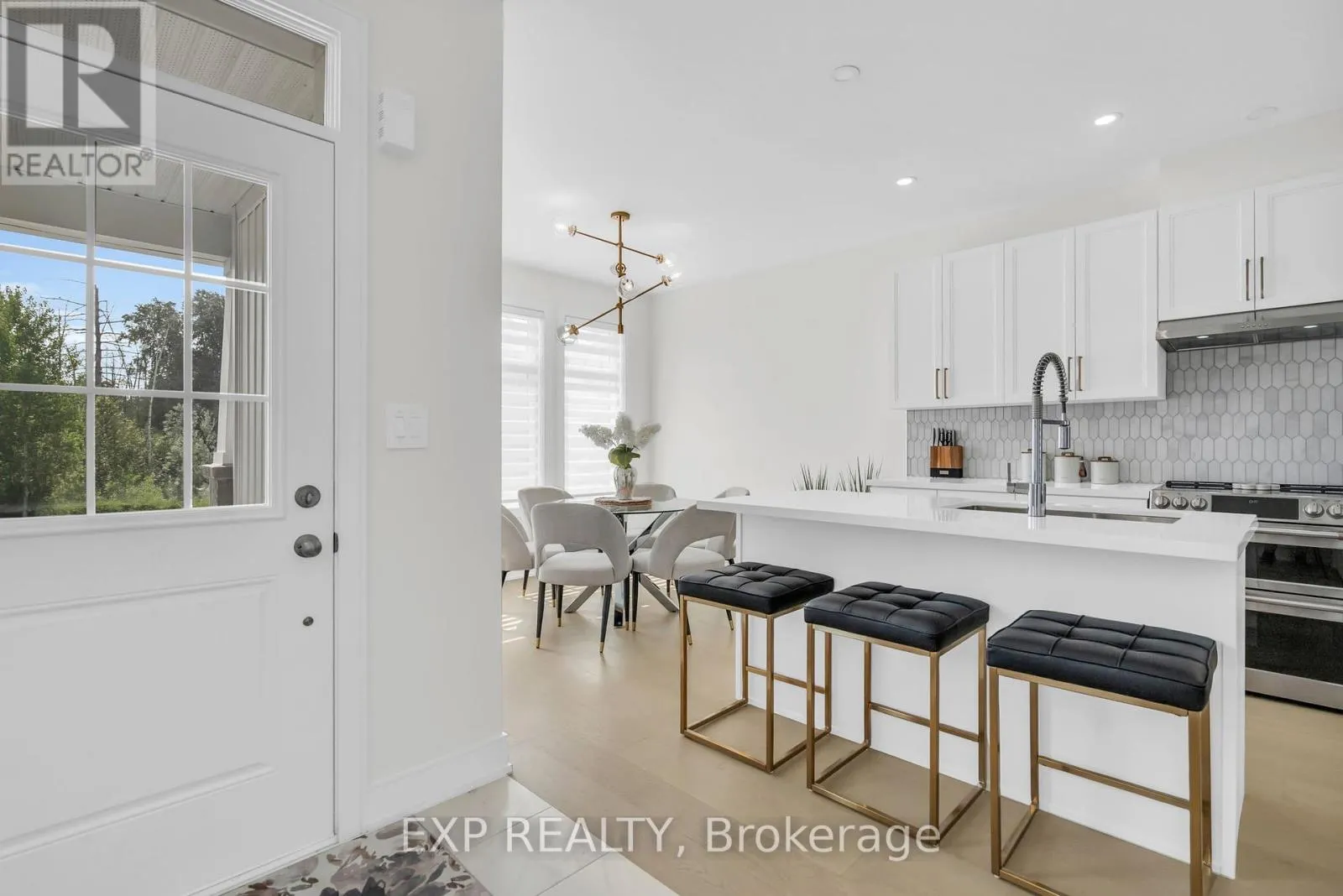 10 PALMIRA DRIVE