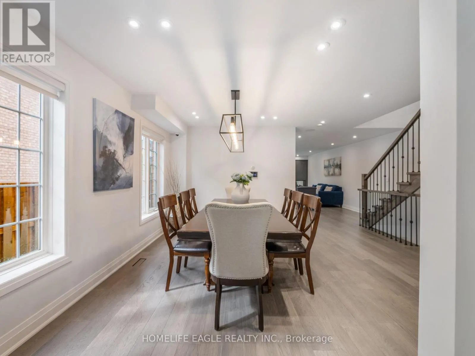 6 BRIGHTSVIEW DRIVE