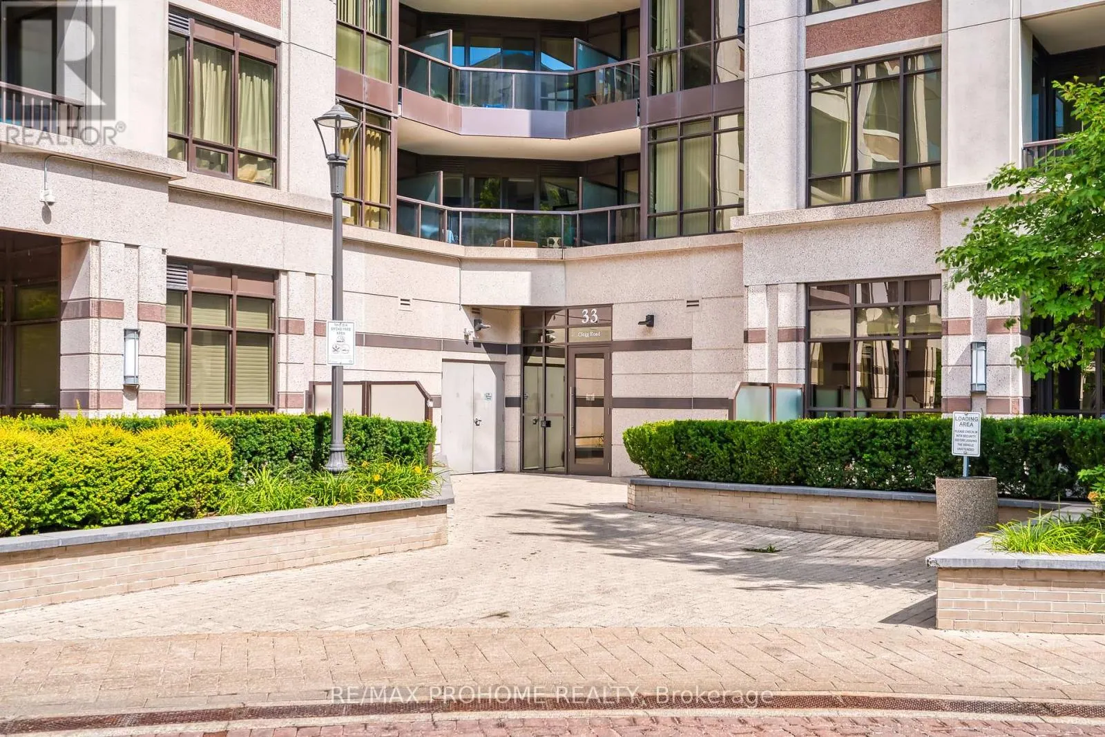 1112 - 33 CLEGG ROAD