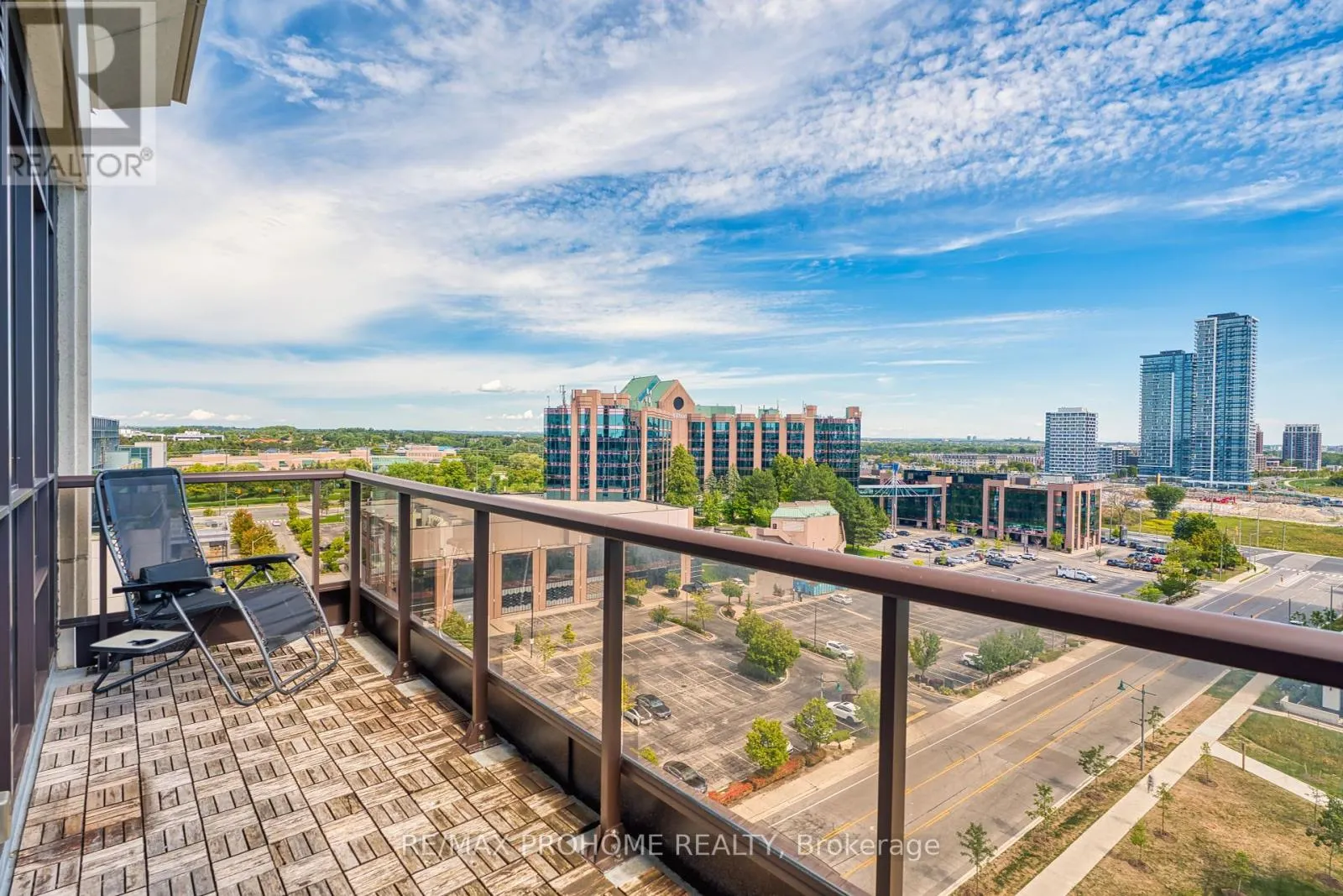 1112 - 33 CLEGG ROAD