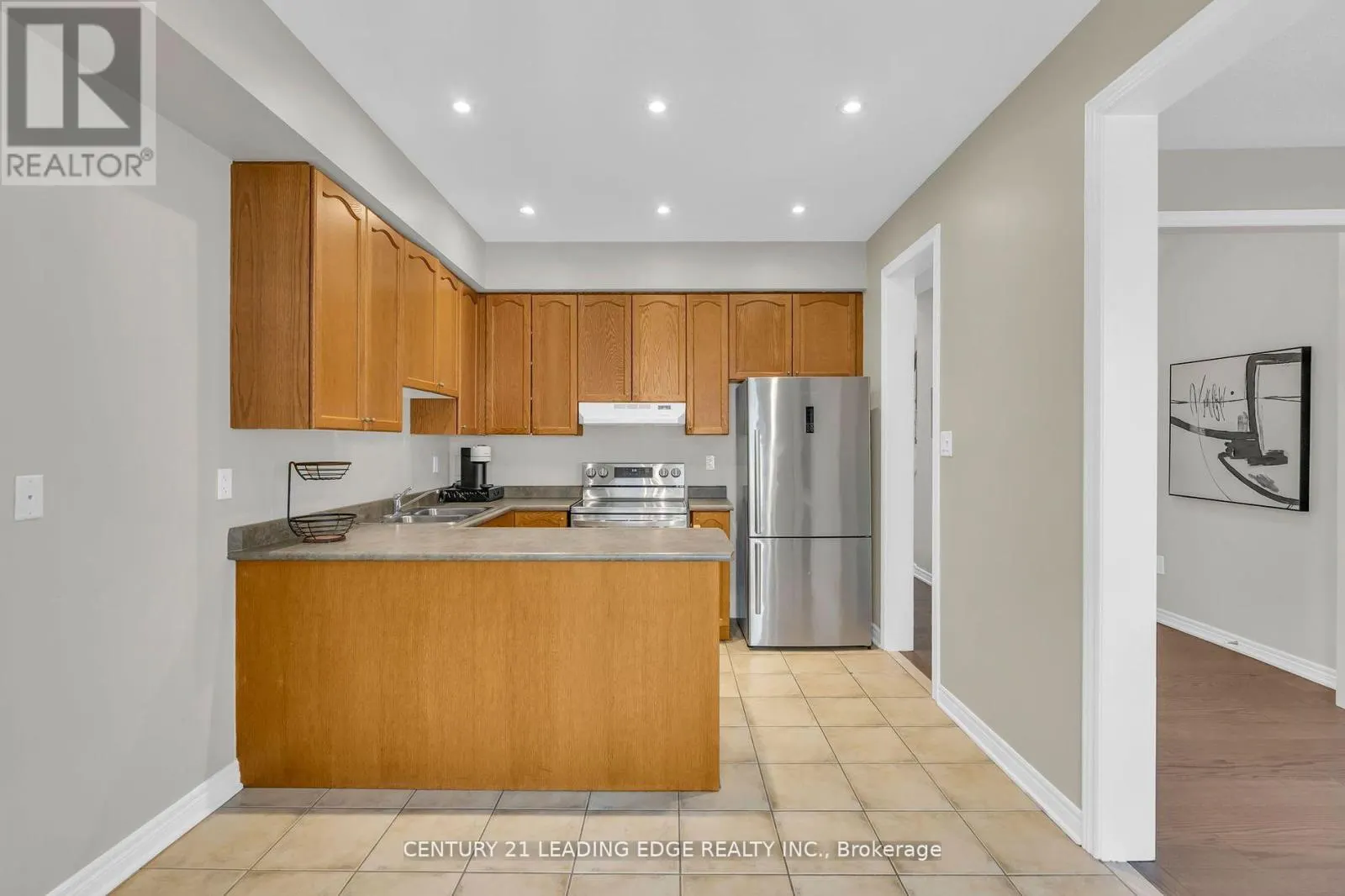 288 KIRKVALLEY CRESCENT