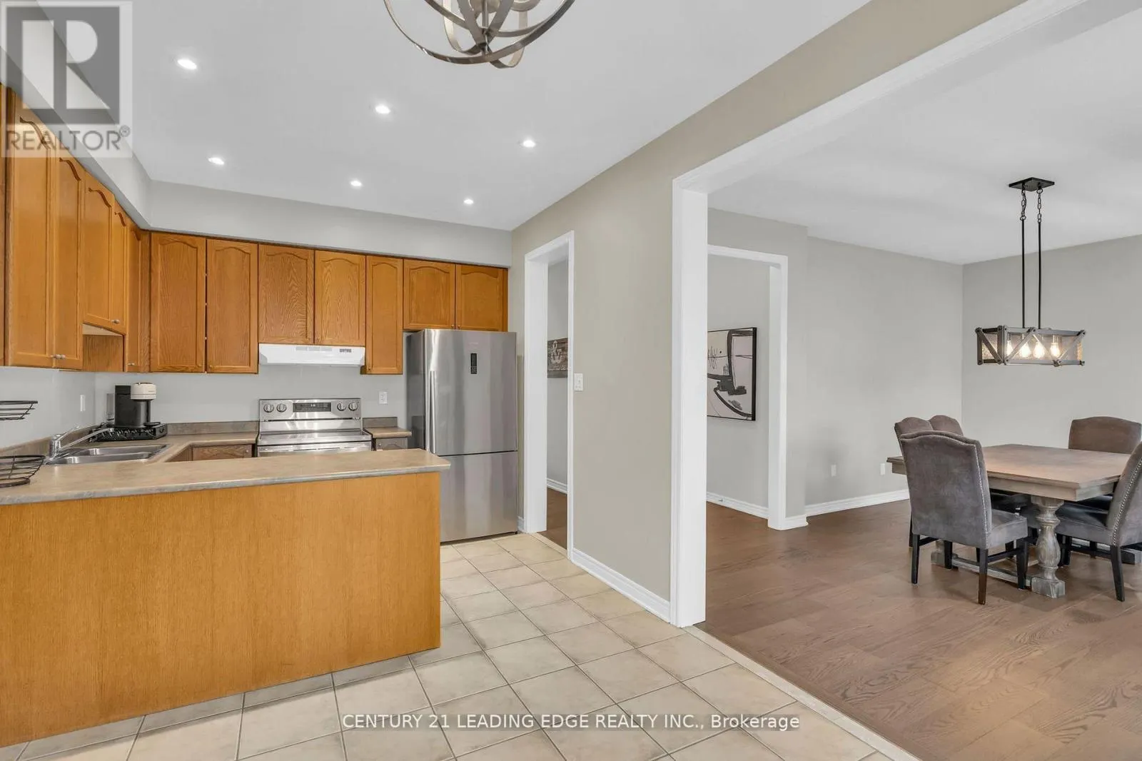 288 KIRKVALLEY CRESCENT