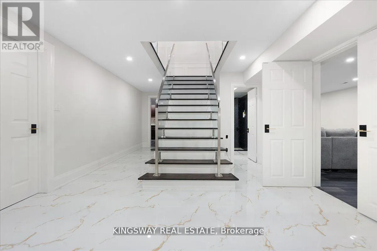 265 WYCLIFFE AVENUE