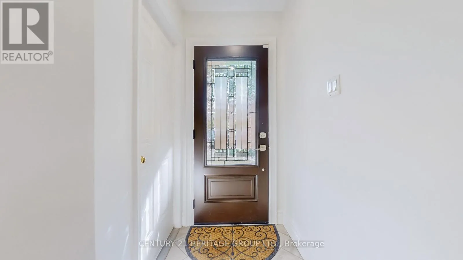 192 WINDING LANE
