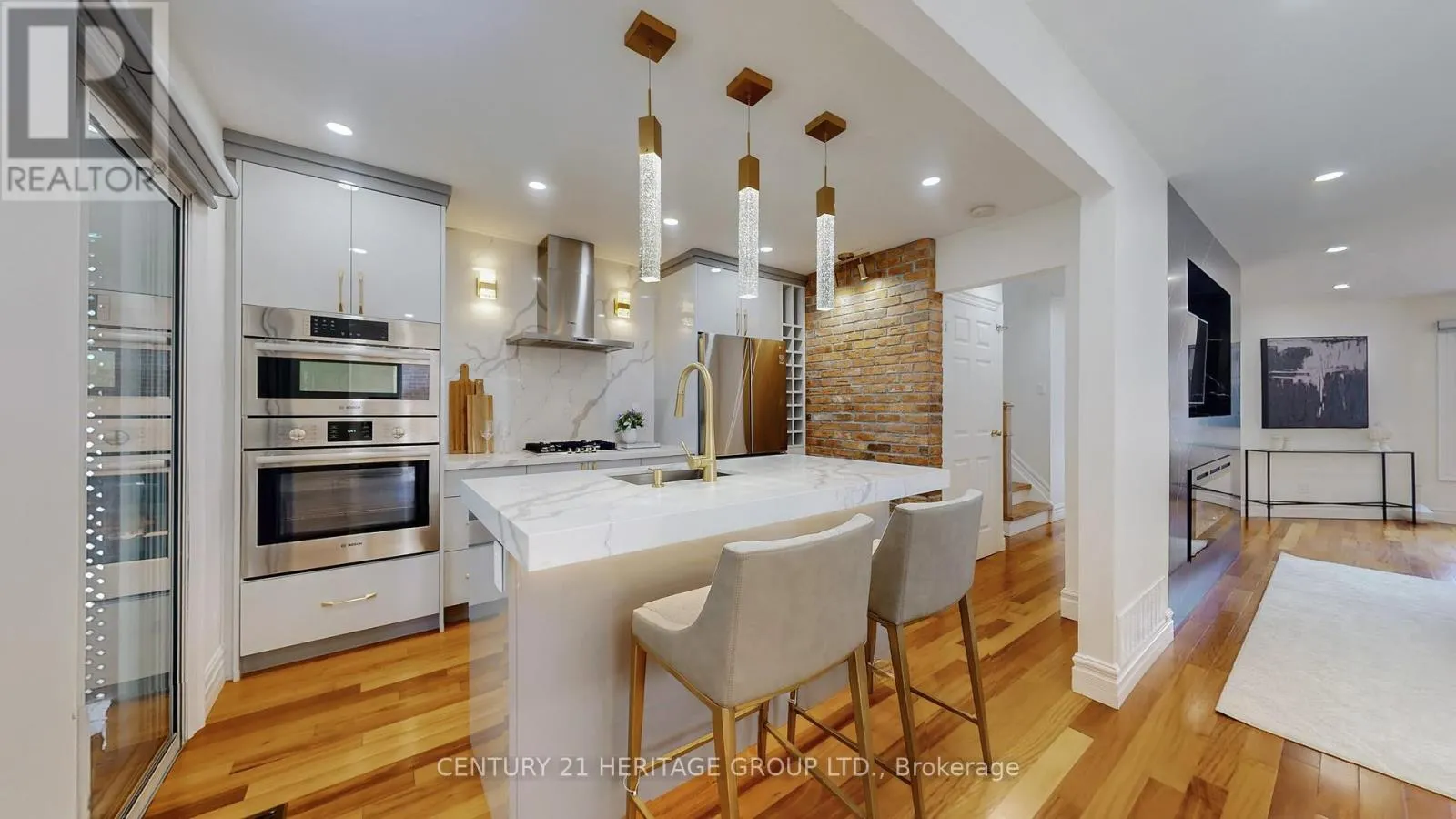 192 WINDING LANE