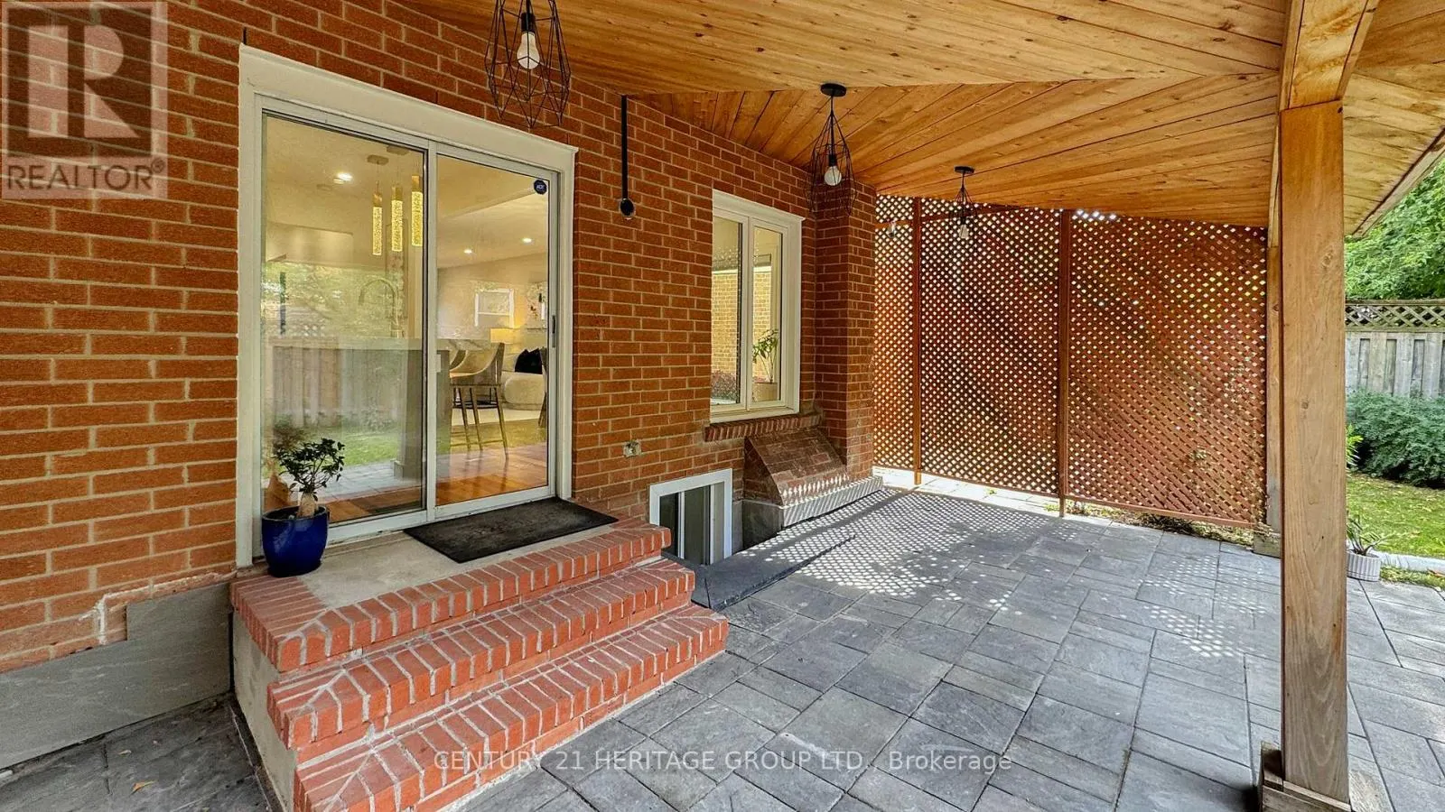 192 WINDING LANE