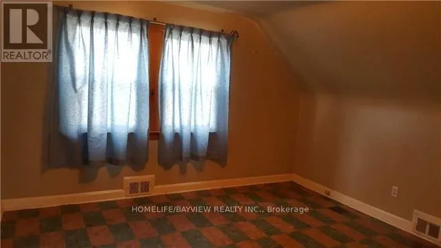66 ROXBOROUGH ROAD
