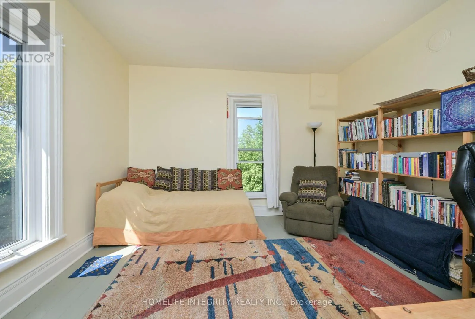 995305 MONO ADJALA TOWNLINE