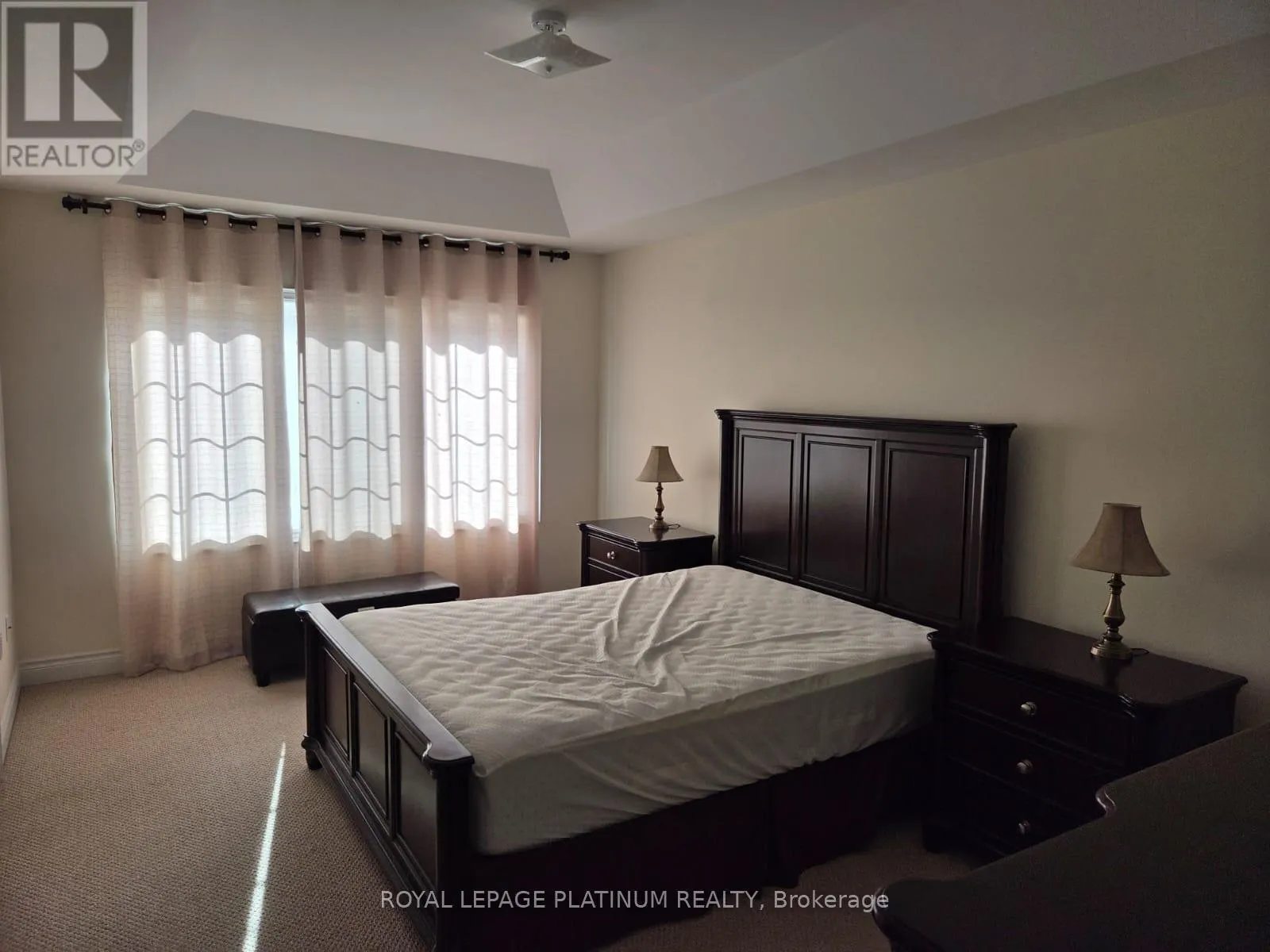 2 PELEE AVENUE