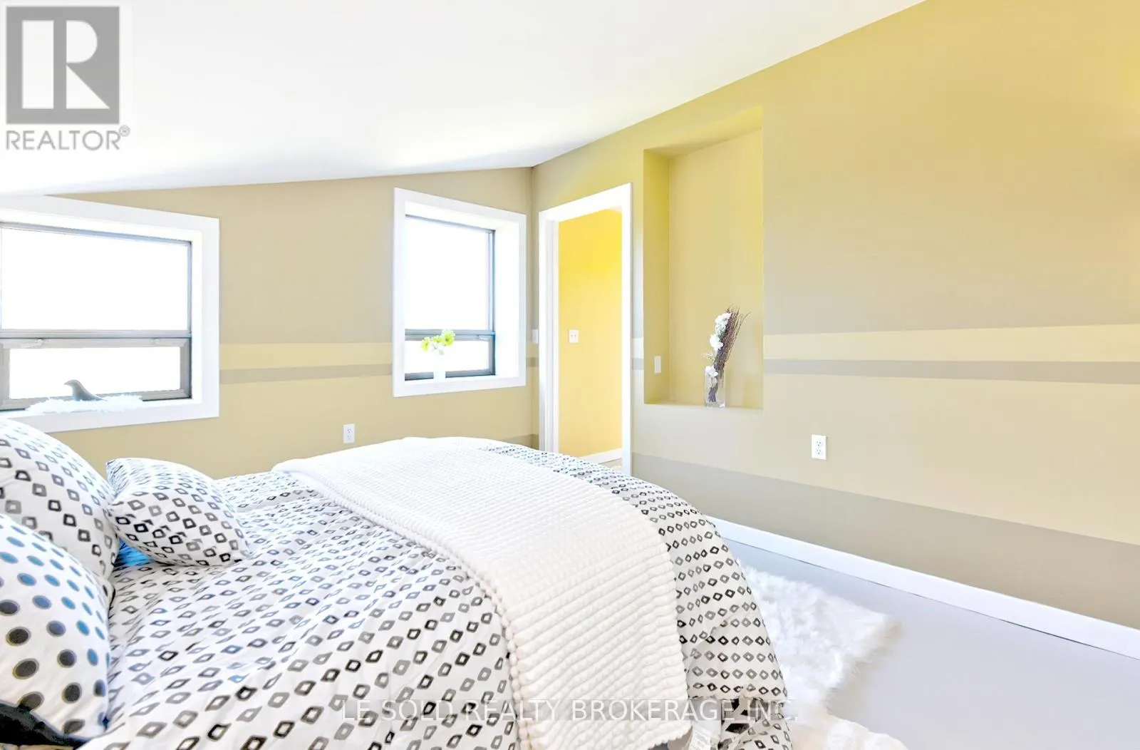 2269 CONCESSION 4