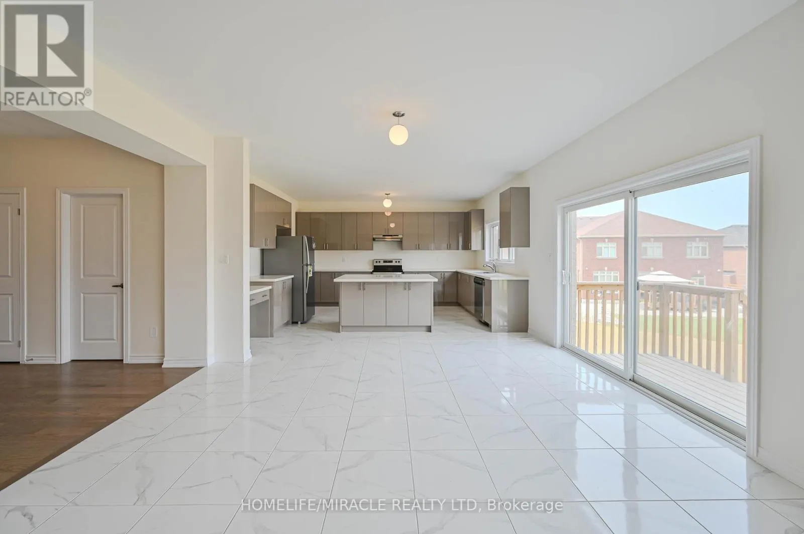 1653 CORSAL COURT