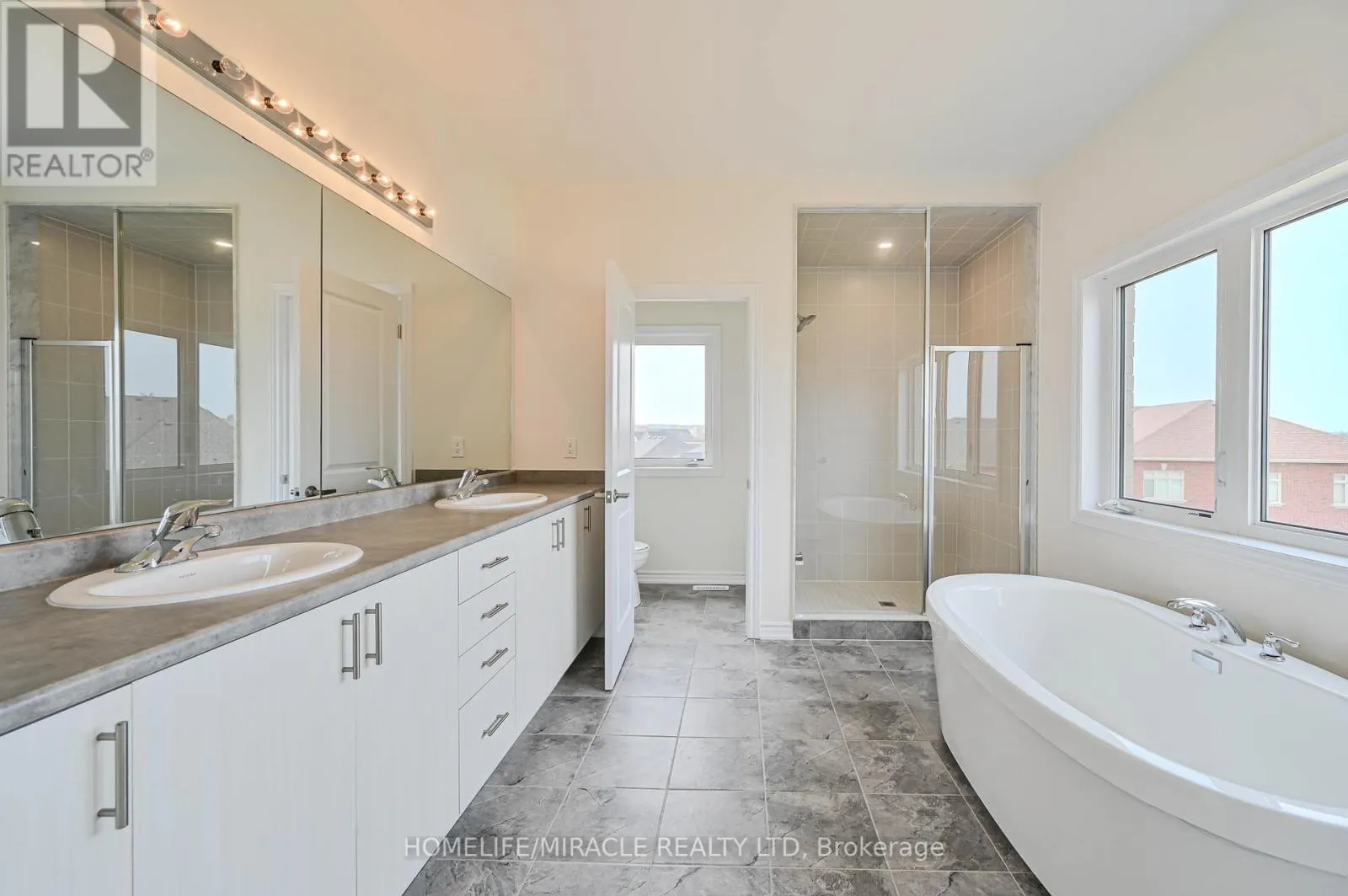 1653 CORSAL COURT