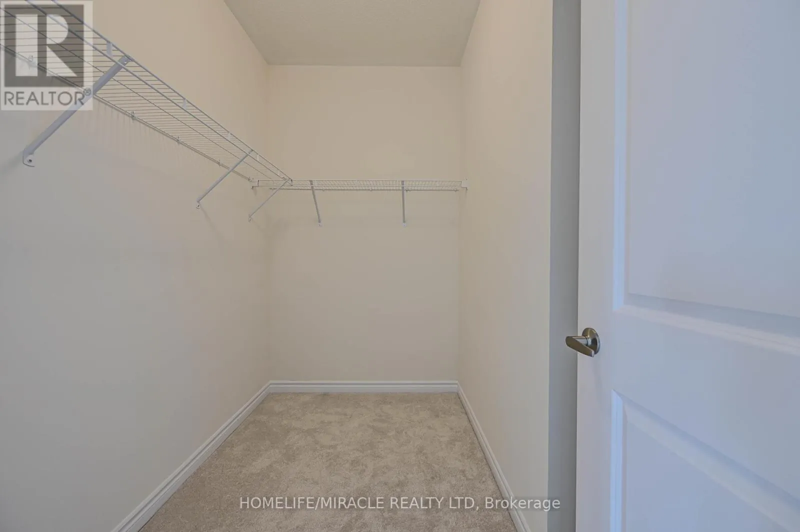 1653 CORSAL COURT