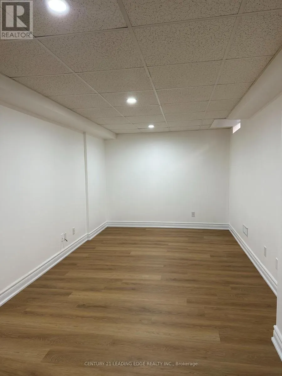 BSMT - 107 GOLDEN AVENUE