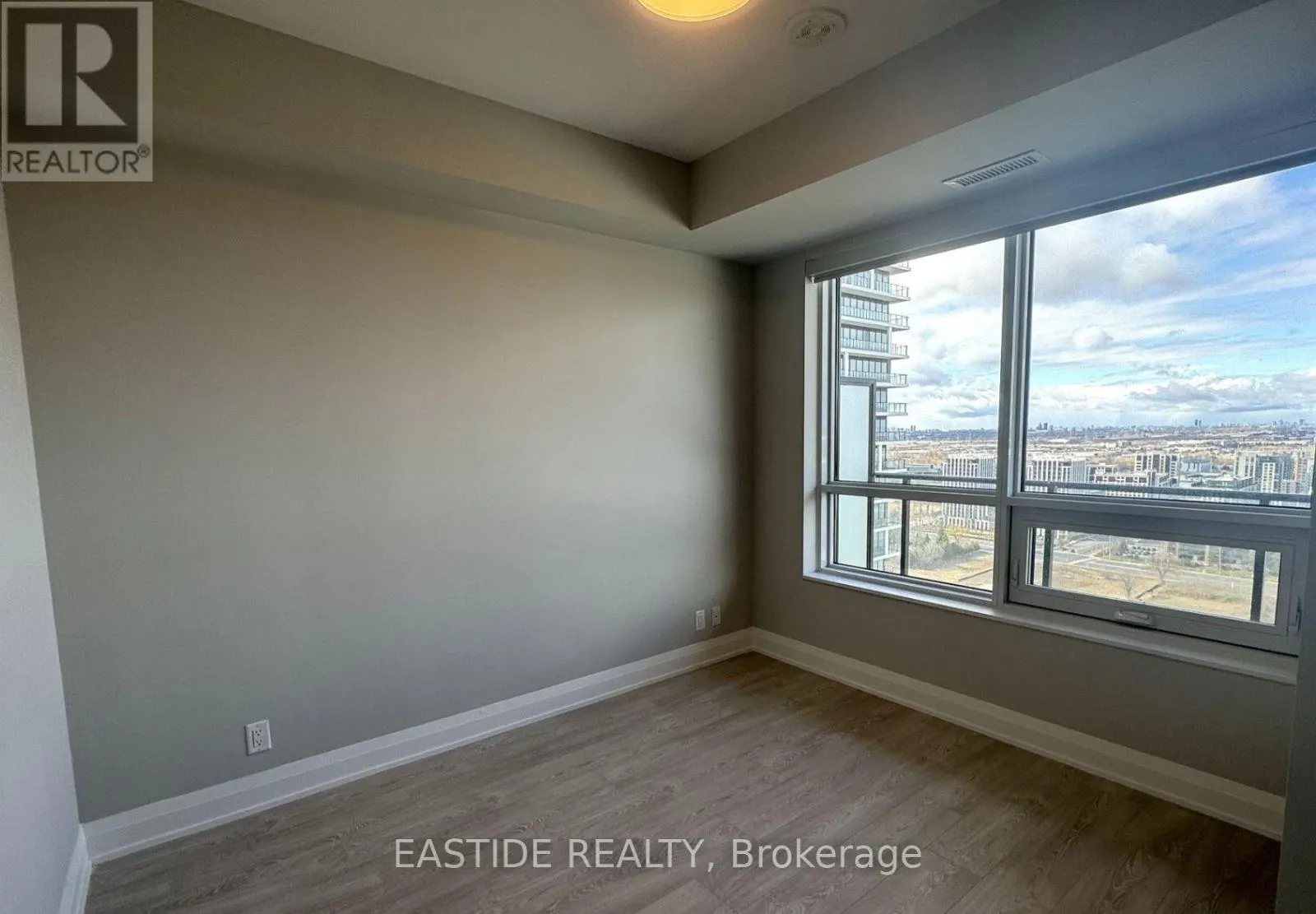 3107 - 18 WATER WALK DRIVE