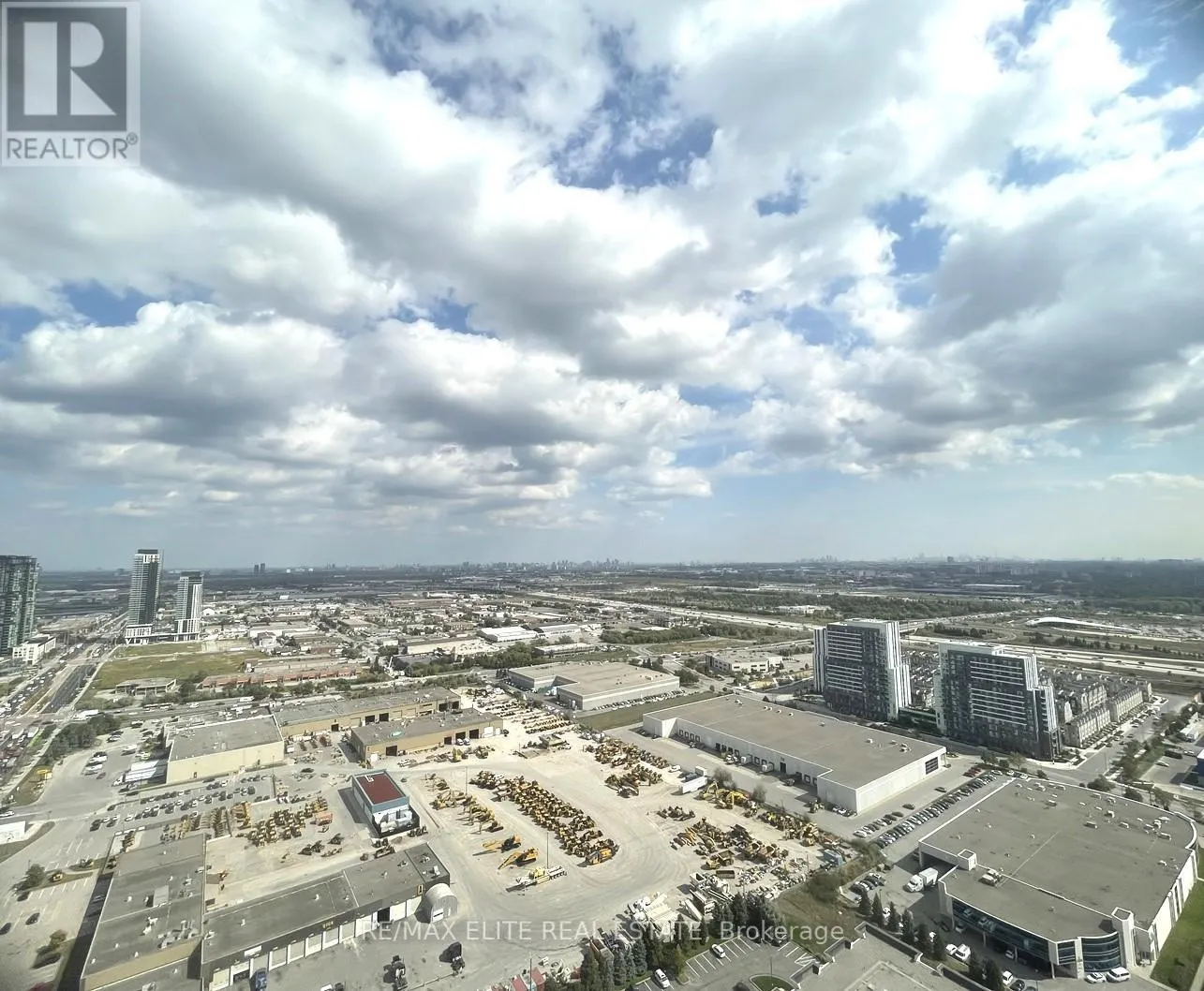 4207 - 28 INTERCHANGE WAY