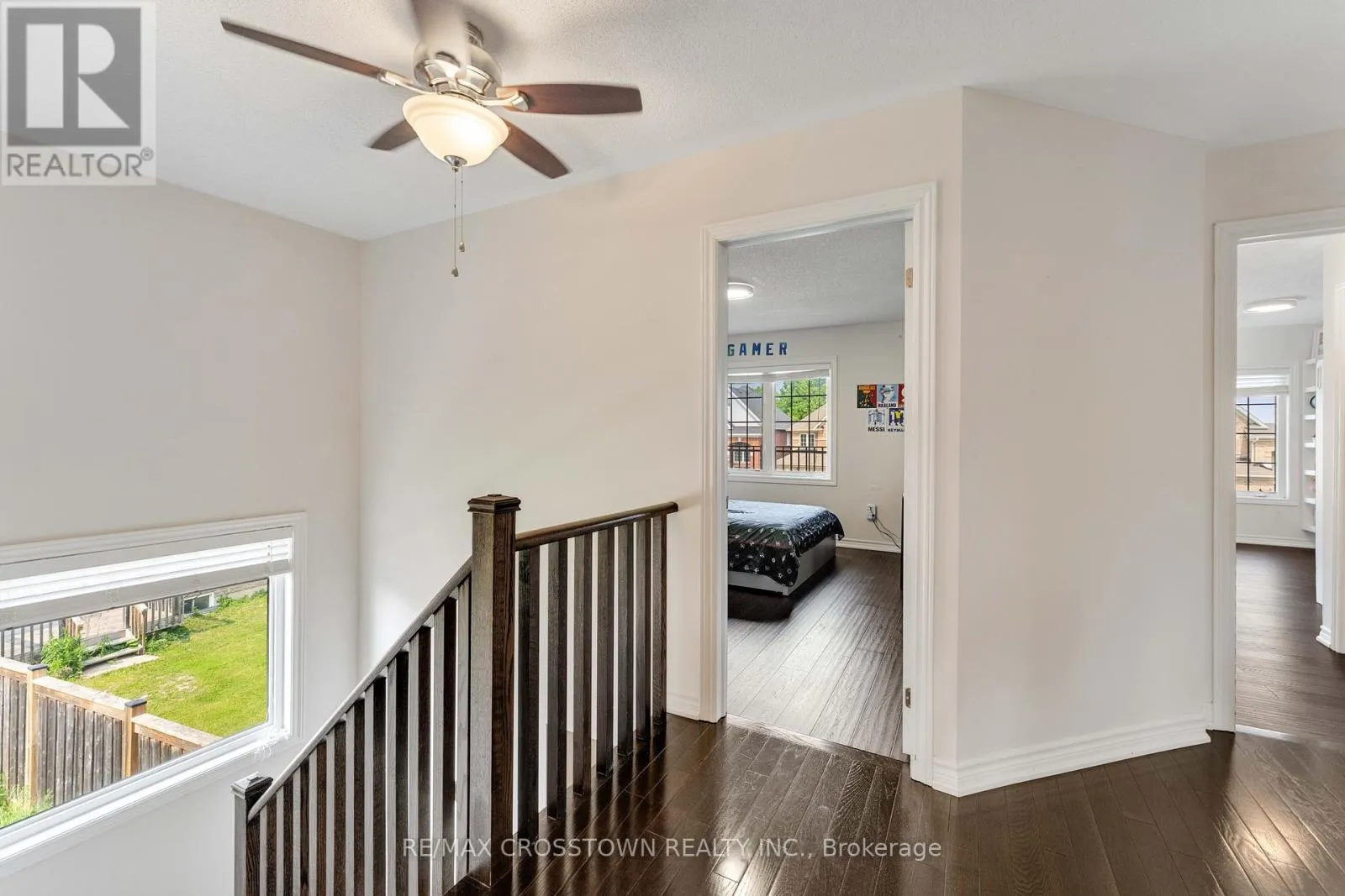 2199 DAWSON CRESCENT