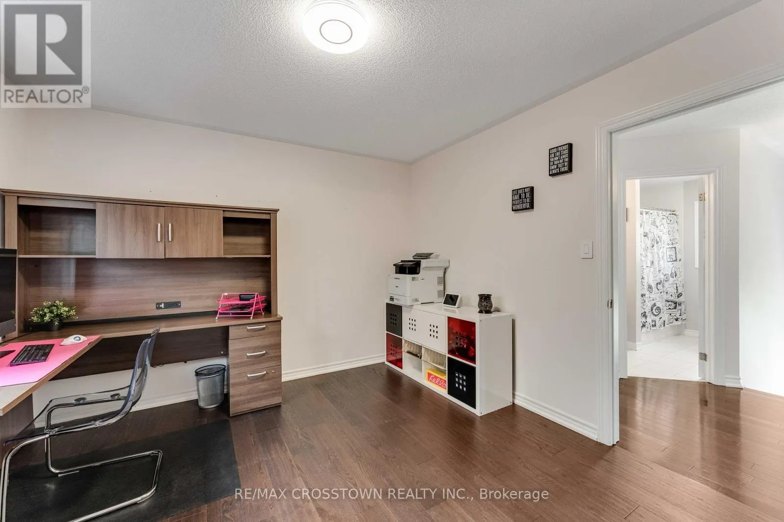 2199 DAWSON CRESCENT