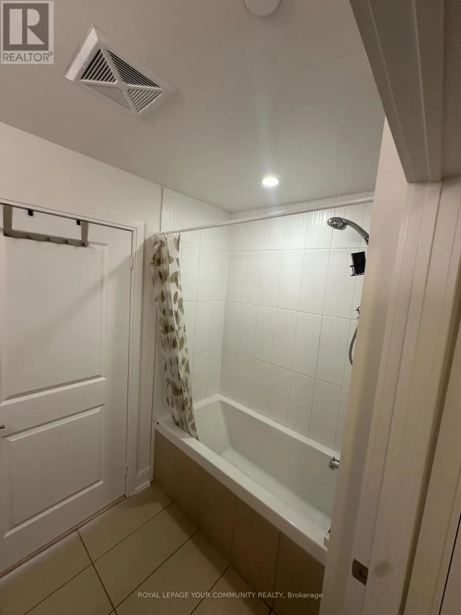 515B - 9600 YONGE STREET