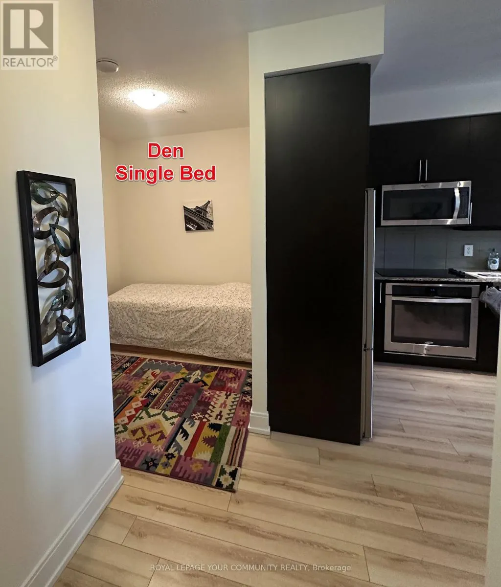 515B - 9600 YONGE STREET