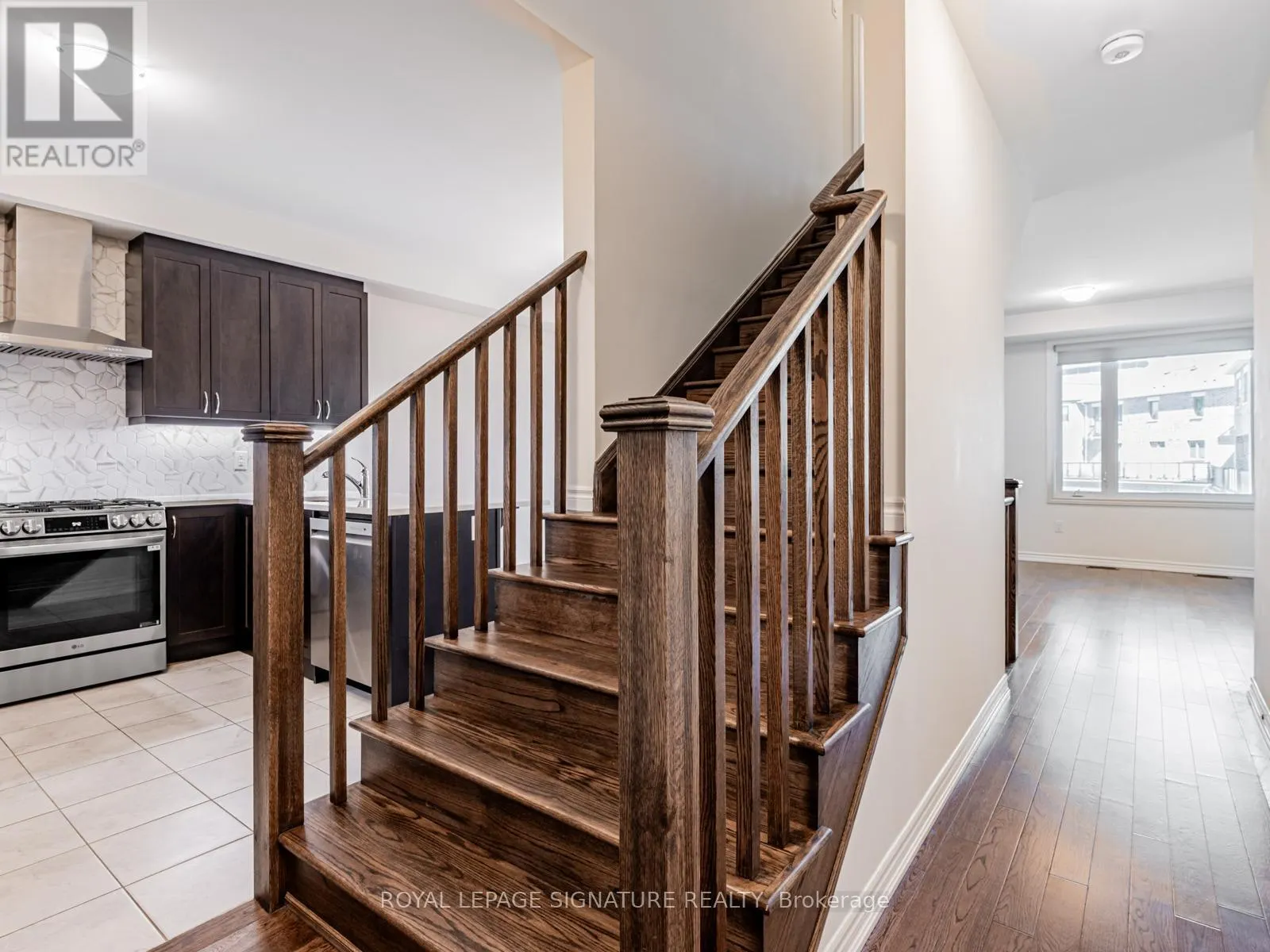 114 THOMAS FRISBY JR CRESCENT
