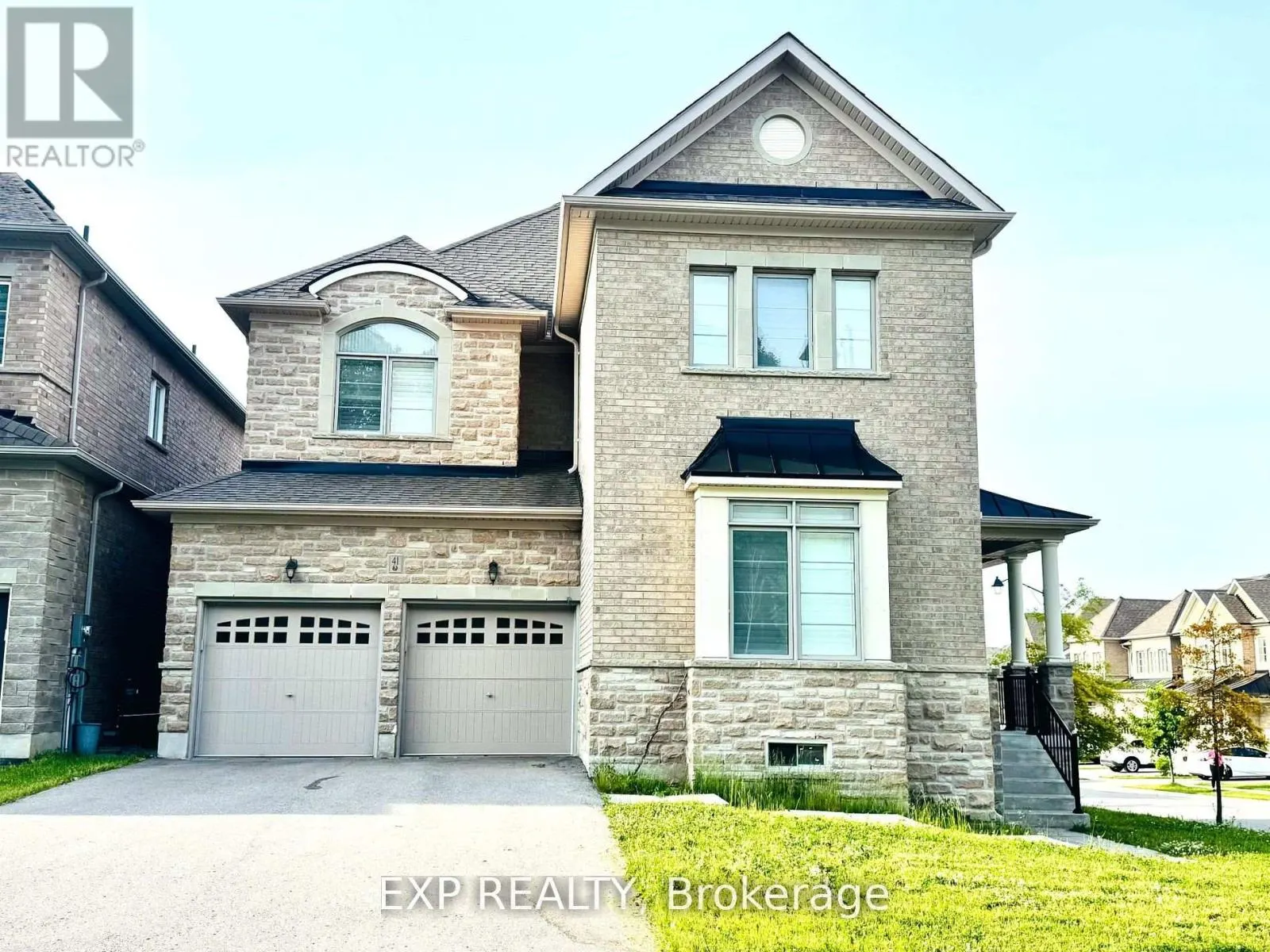 41 WALTER TUNNY CRESCENT