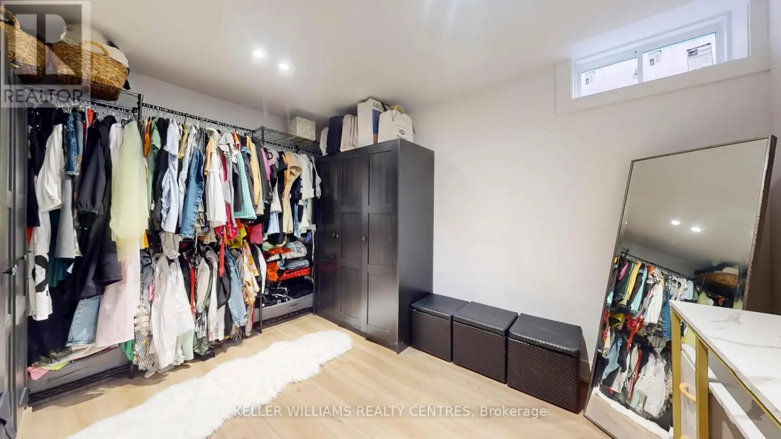 280 KENNEDY STREET W