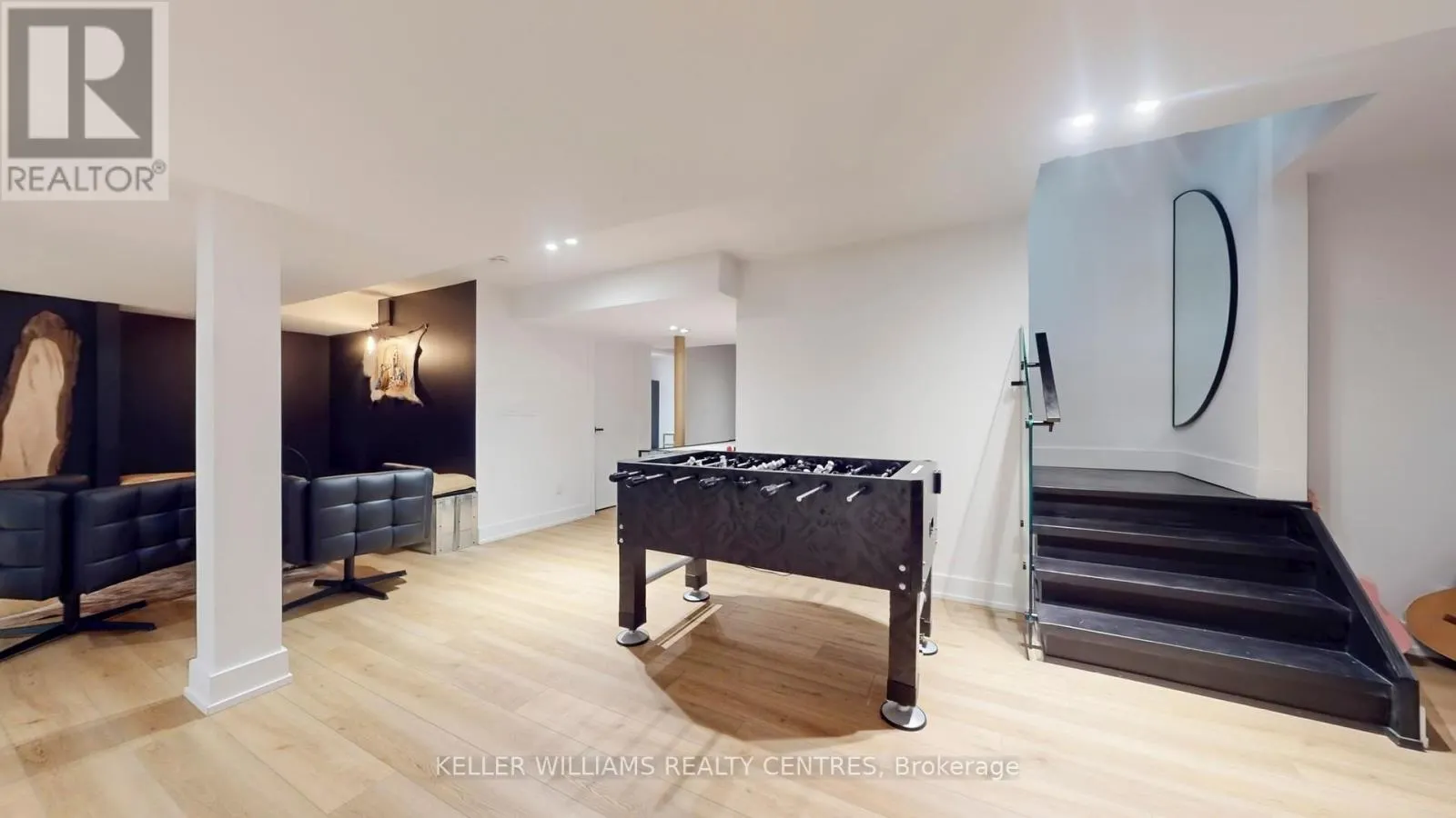 280 KENNEDY STREET W