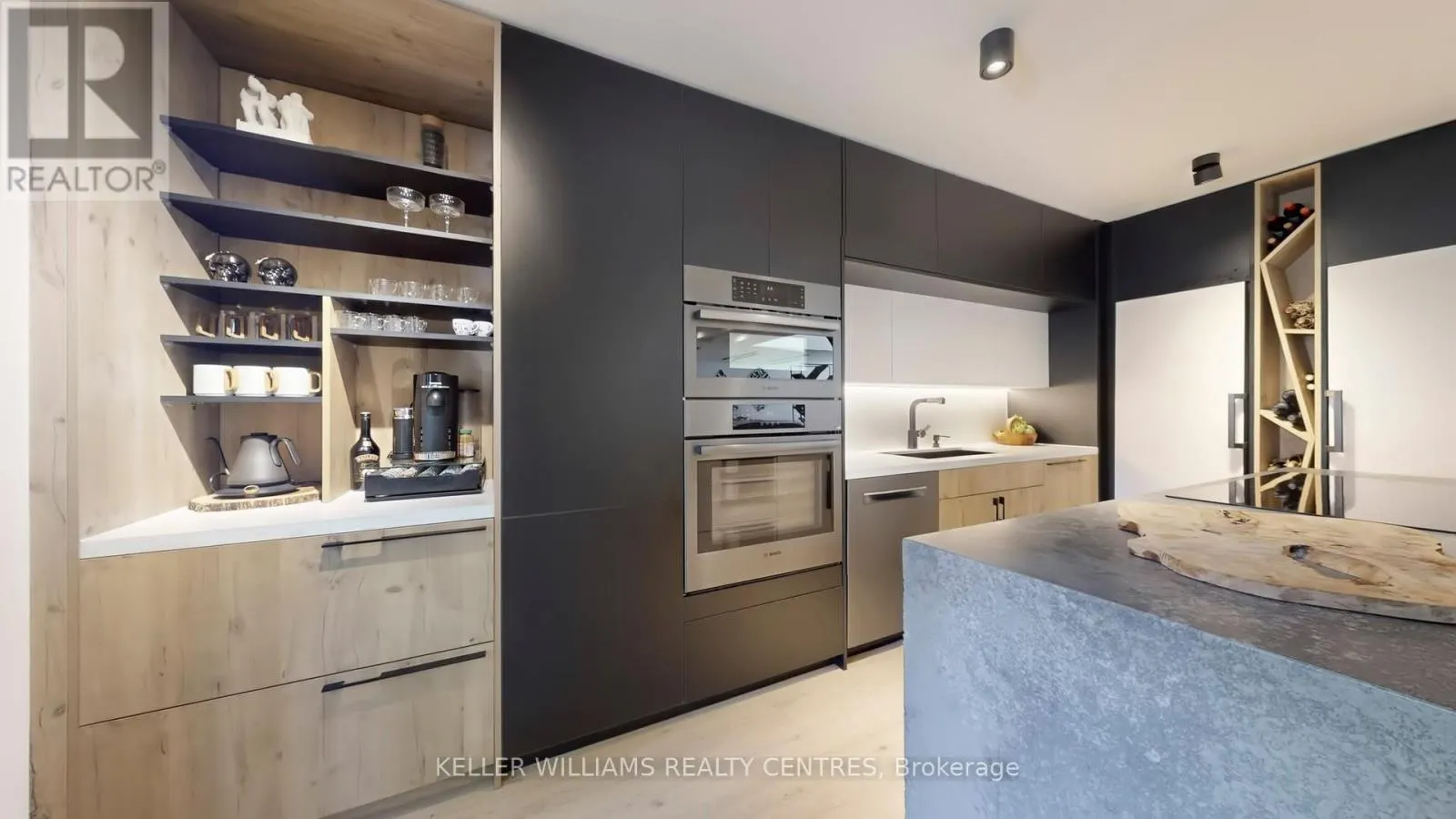 280 KENNEDY STREET W