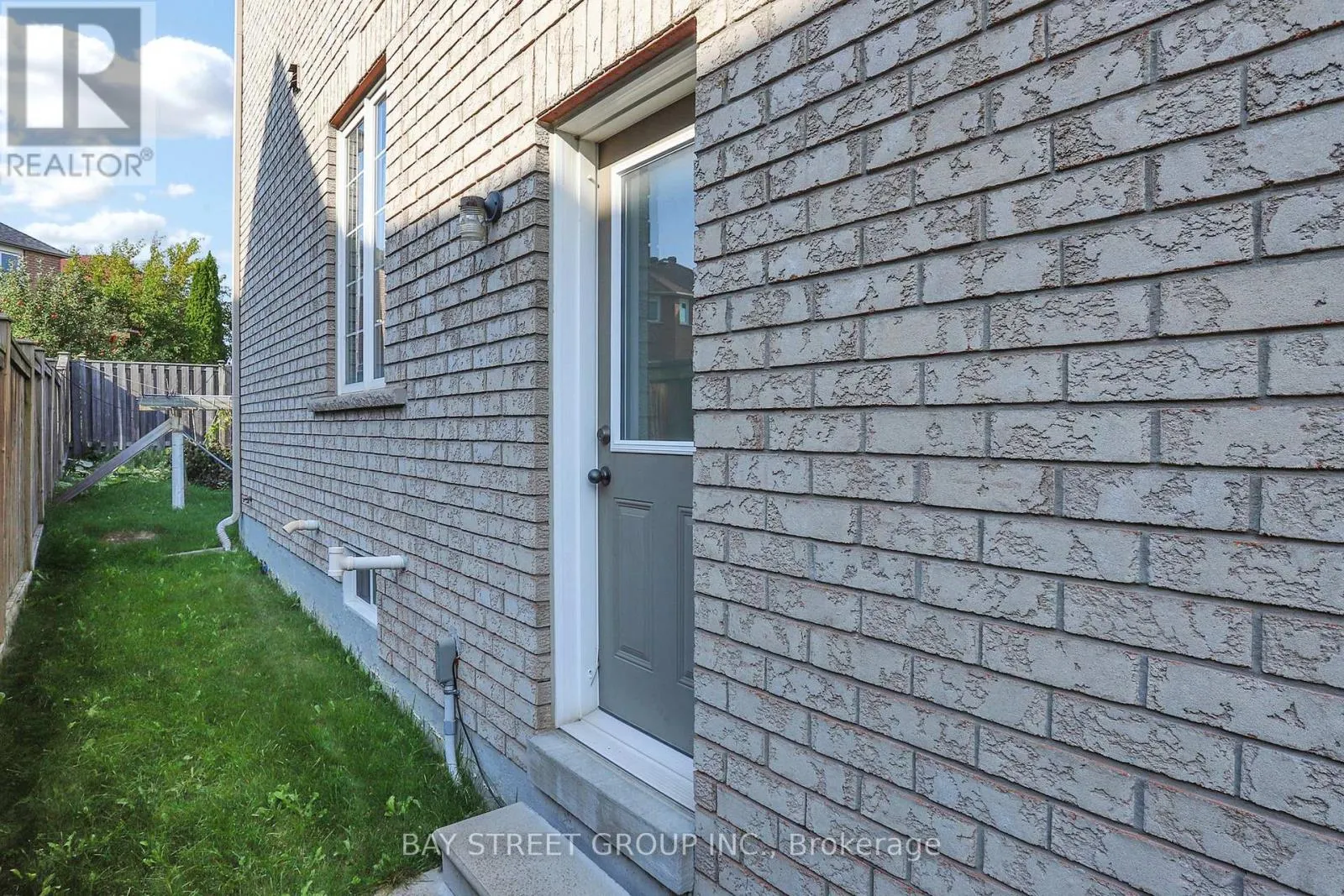 82 COLELUKE LANE