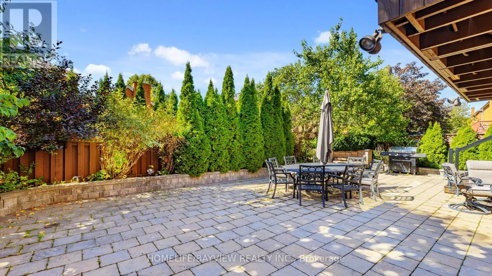 372 GREENOCK DRIVE