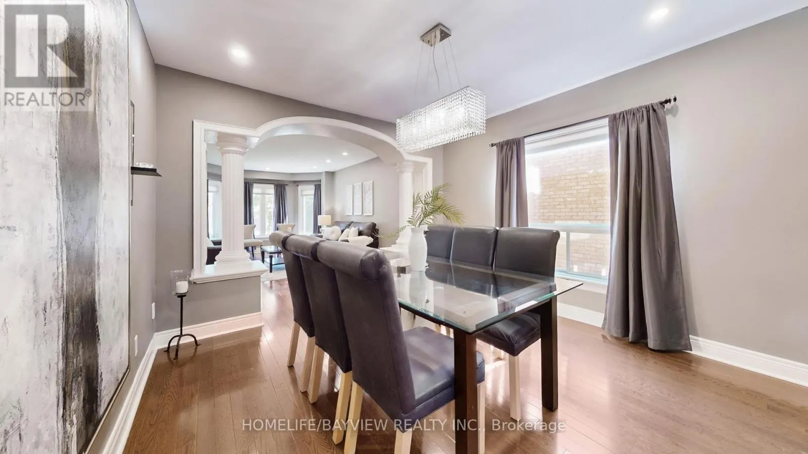 372 GREENOCK DRIVE