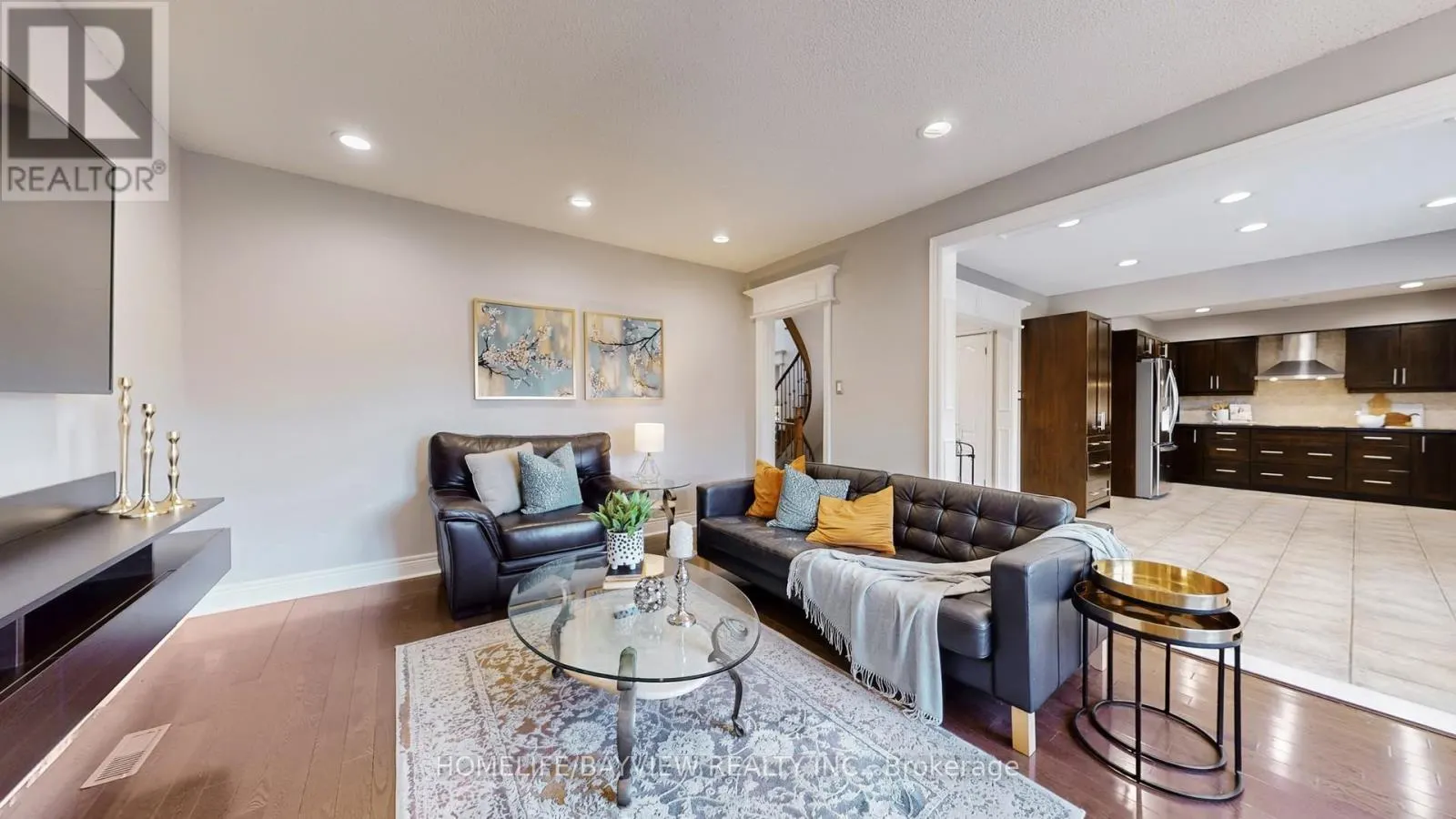 372 GREENOCK DRIVE