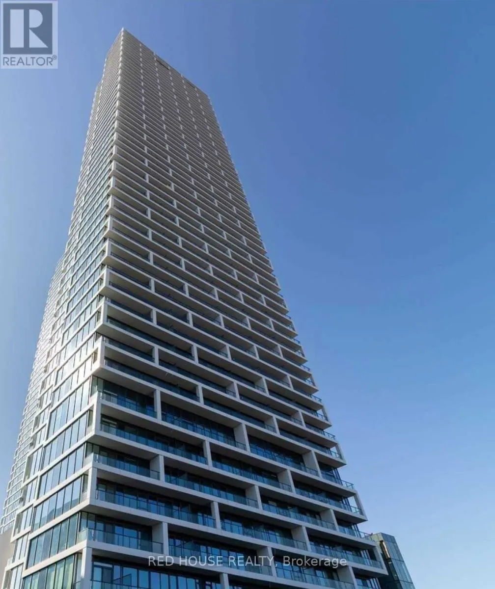 2111 - 898 PORTAGE PARKWAY