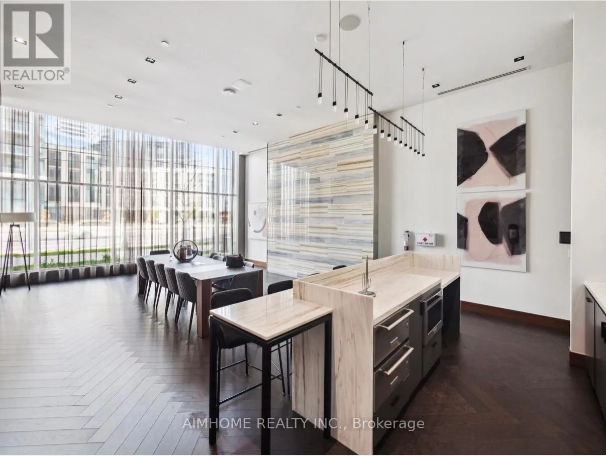 601 - 7895 JANE STREET