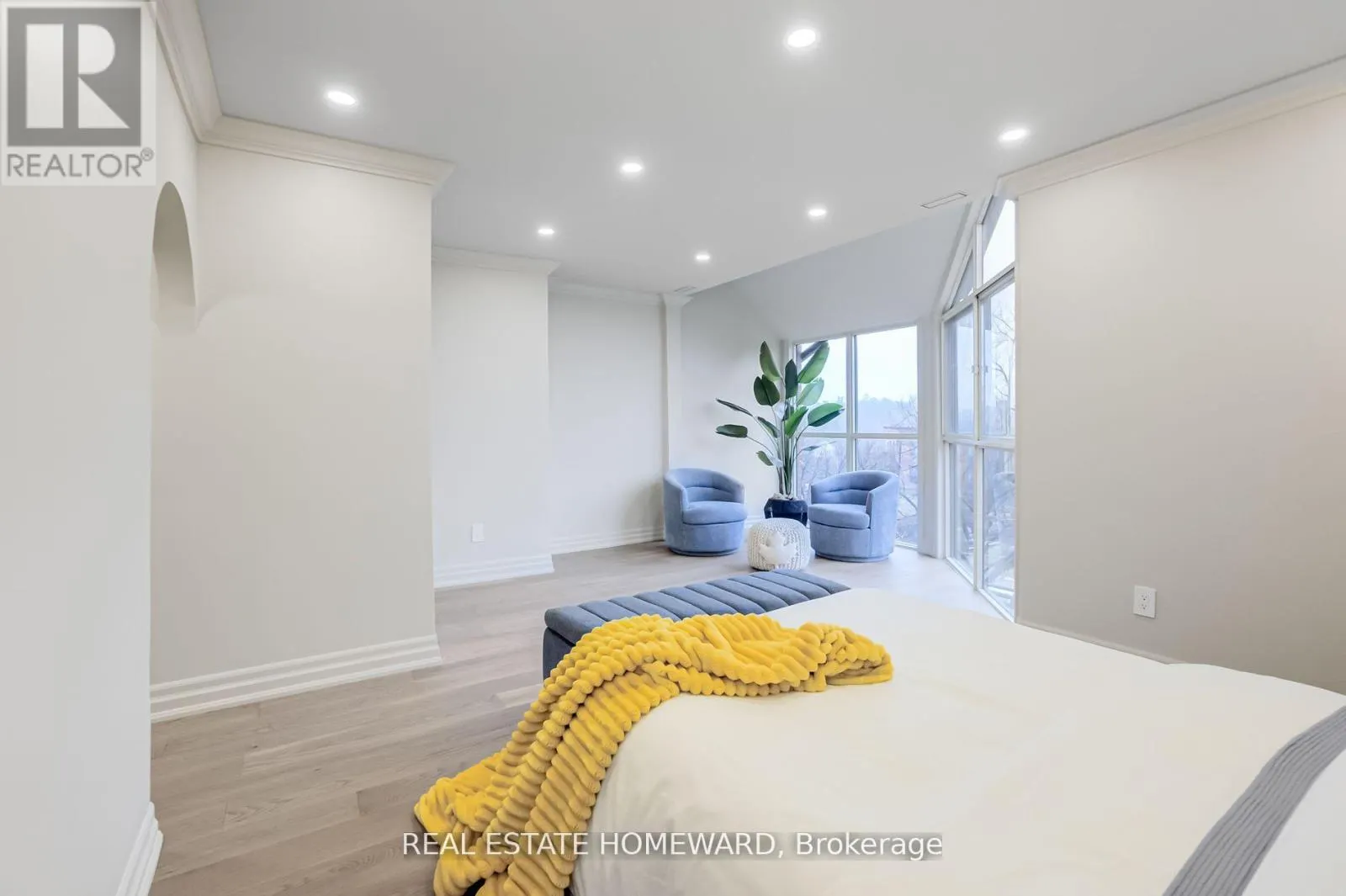 TH10 - 100 ARBORS LANE