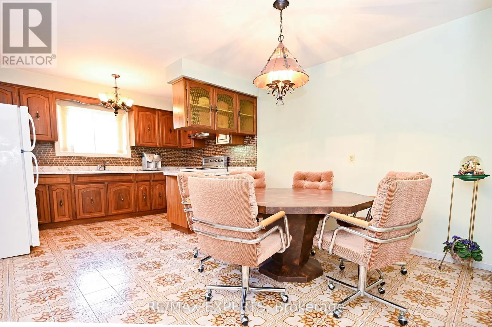 2355 MAJOR MACKENZIE DRIVE