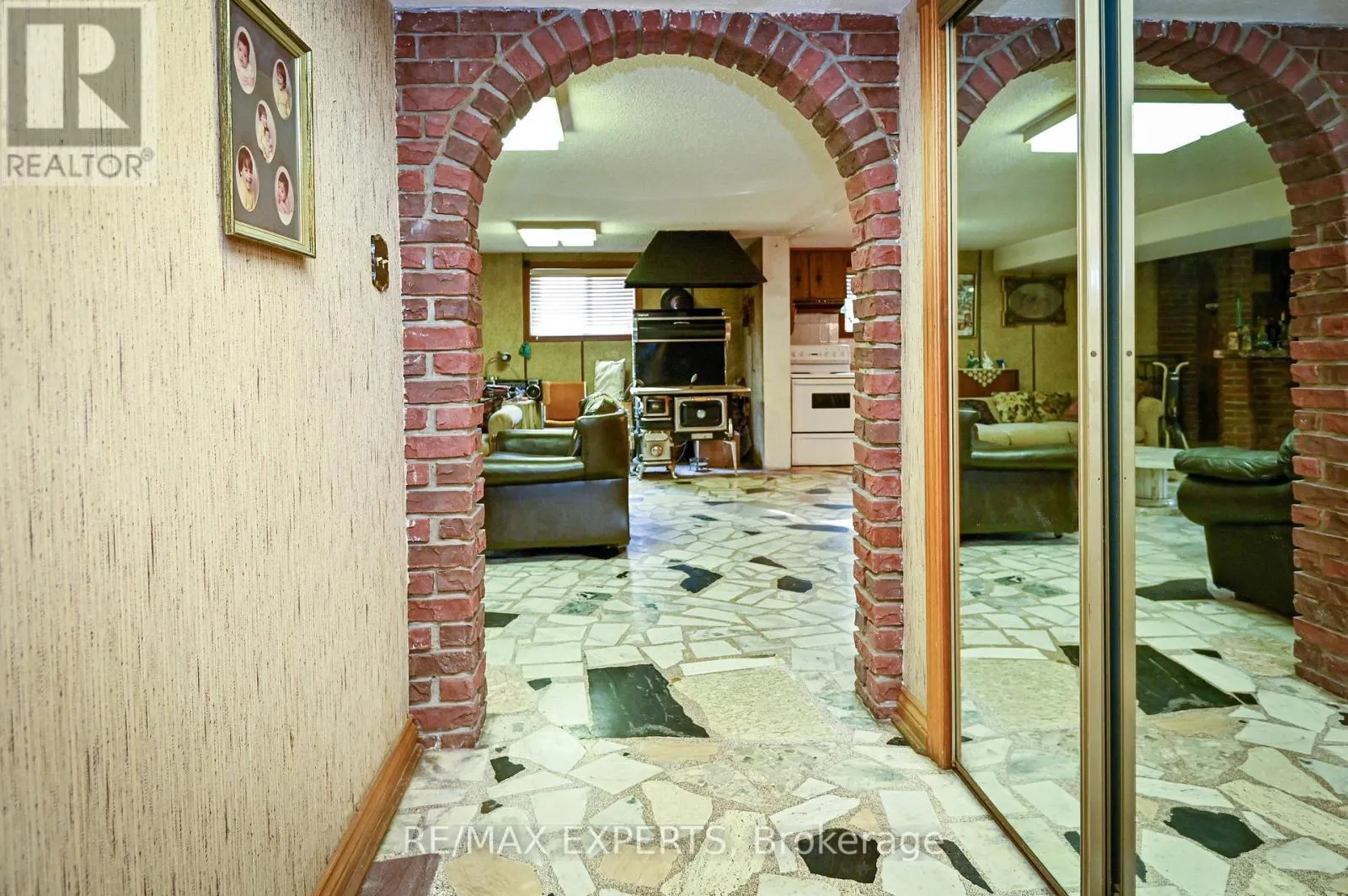 2355 MAJOR MACKENZIE DRIVE