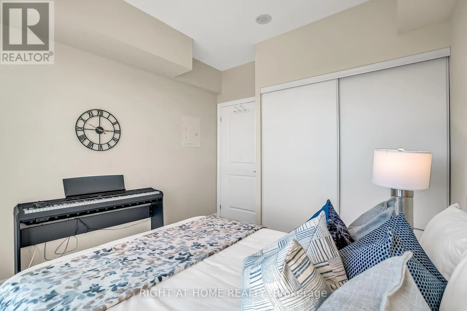 508 - 7730 KIPLING AVENUE