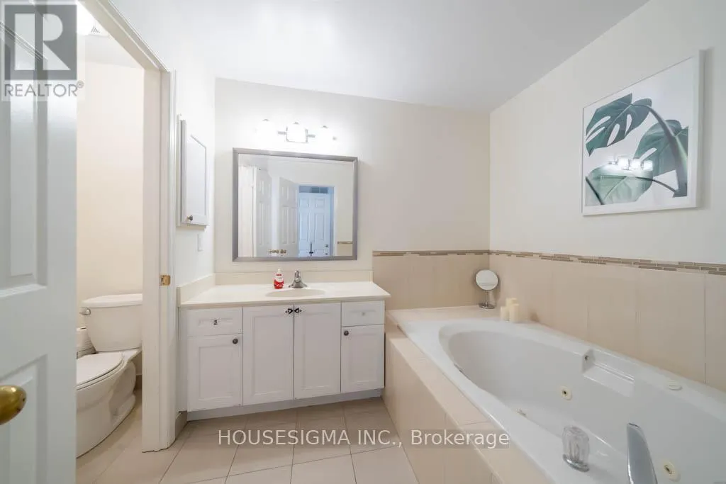 40 BROWNSTONE CIRCLE