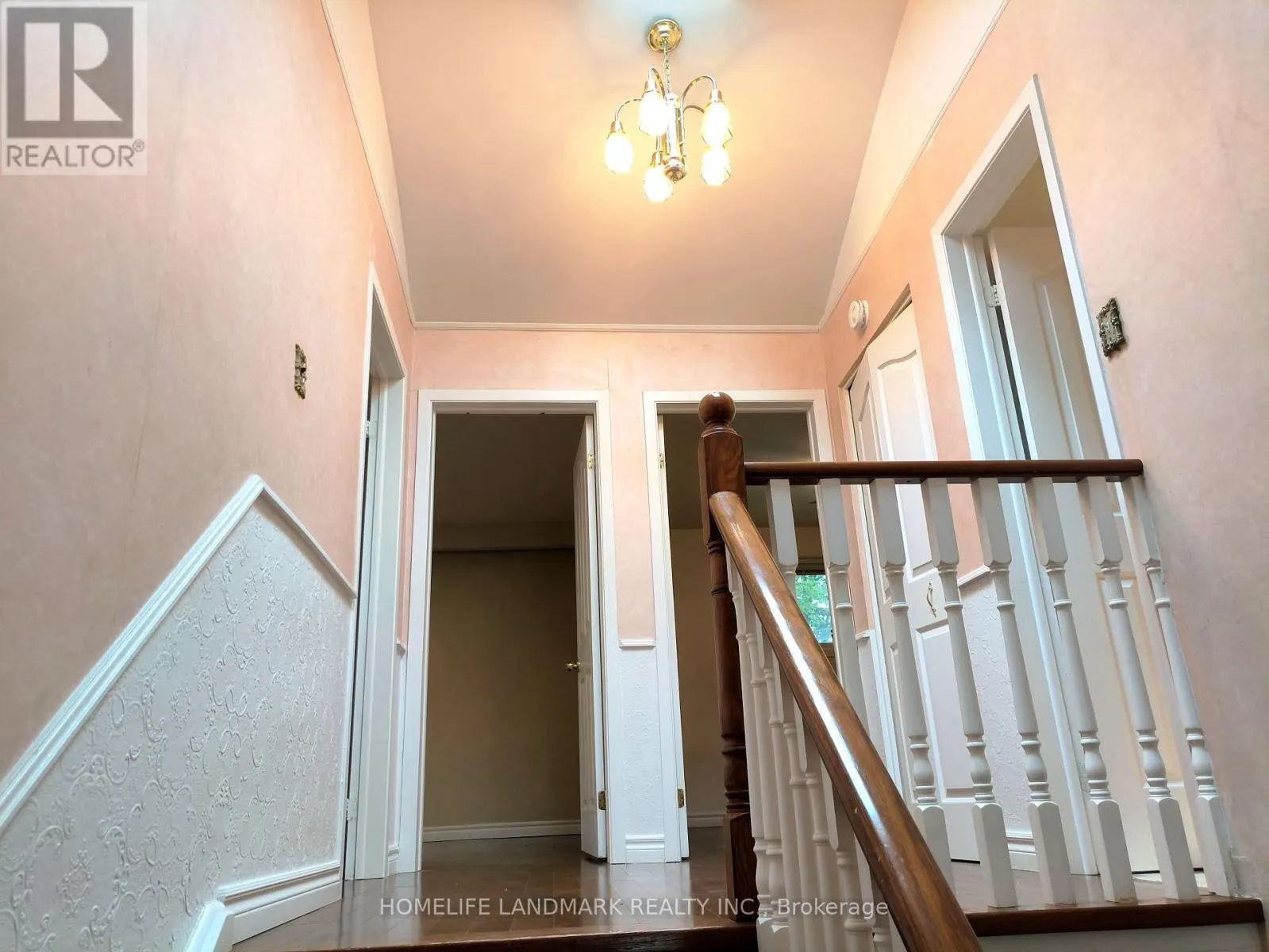 165 FRED VARLEY DRIVE