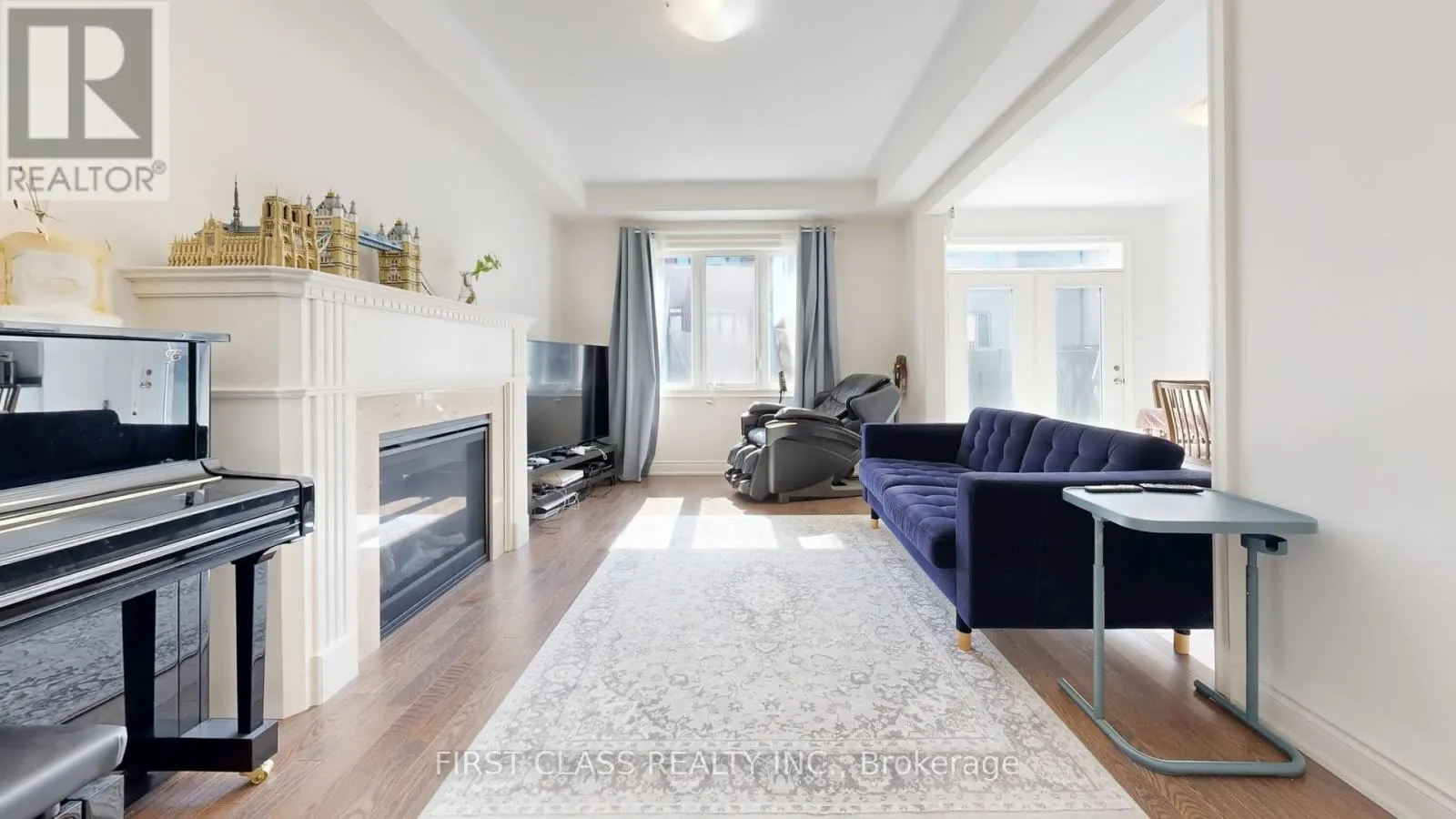 127 FALLHARVEST WAY